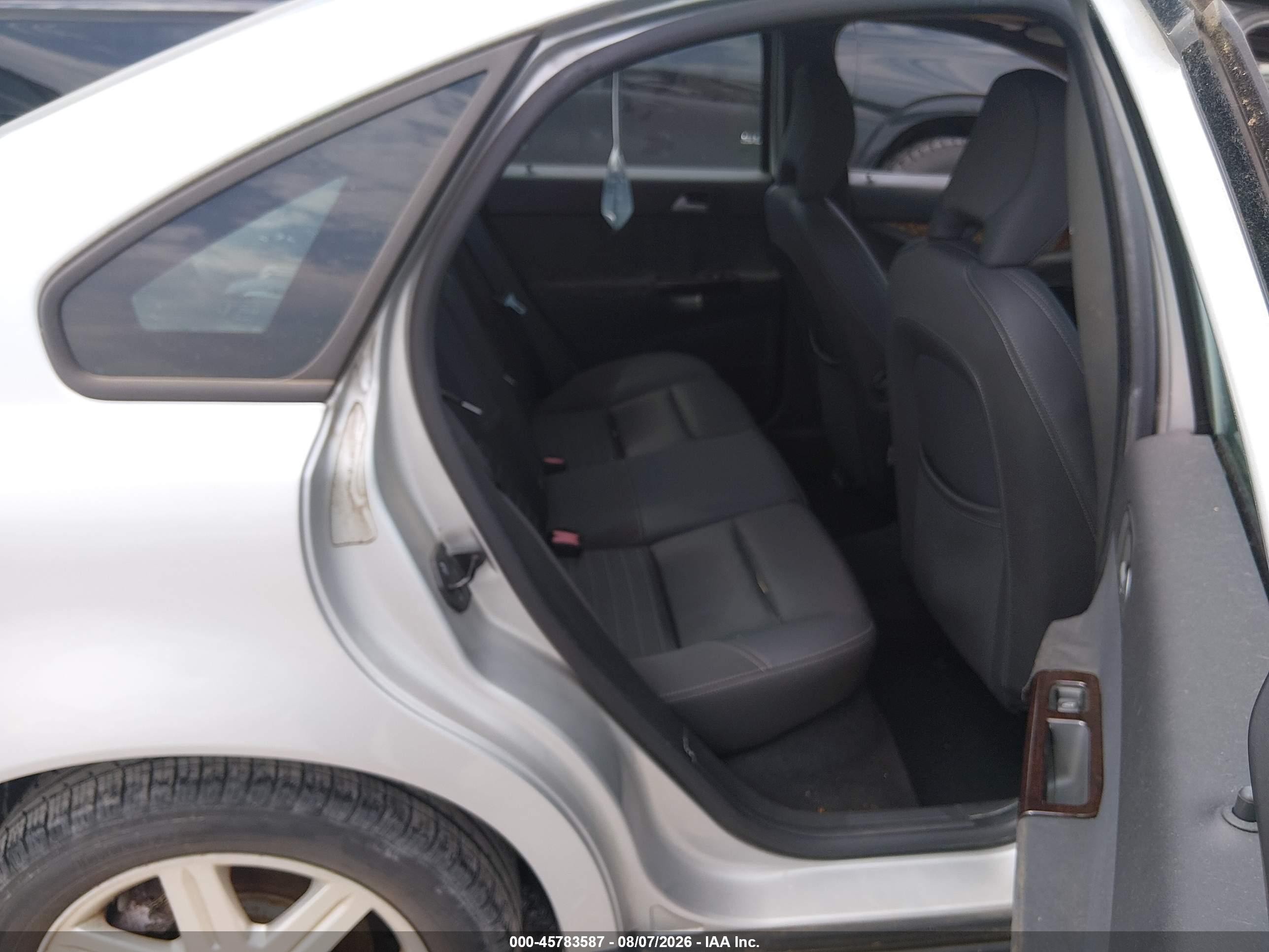 2006 Volvo S40 2.4i Silver vin: YV1MS382762178398