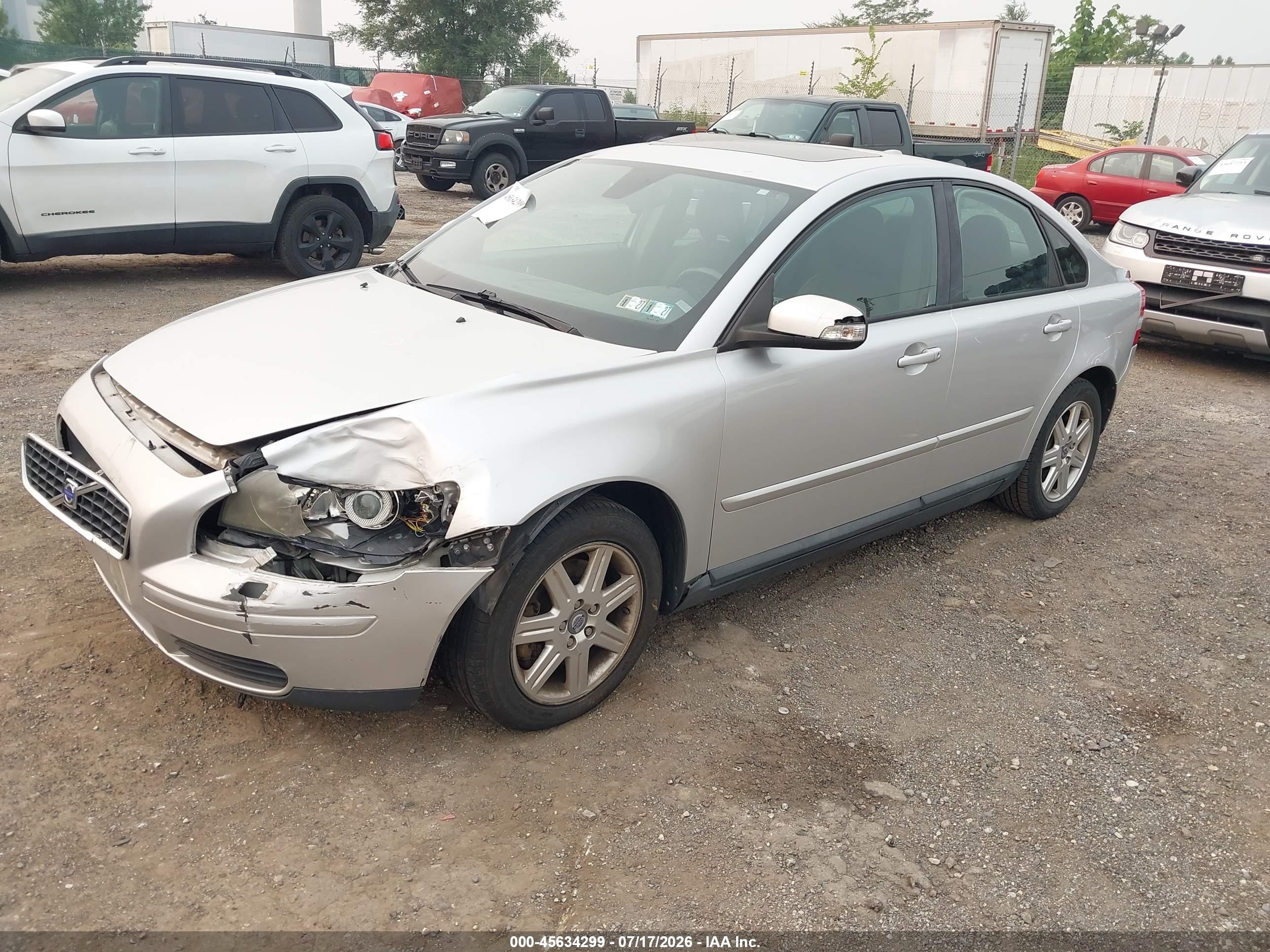 2007 Volvo S40 2.4i Silver vin: YV1MS382772259533