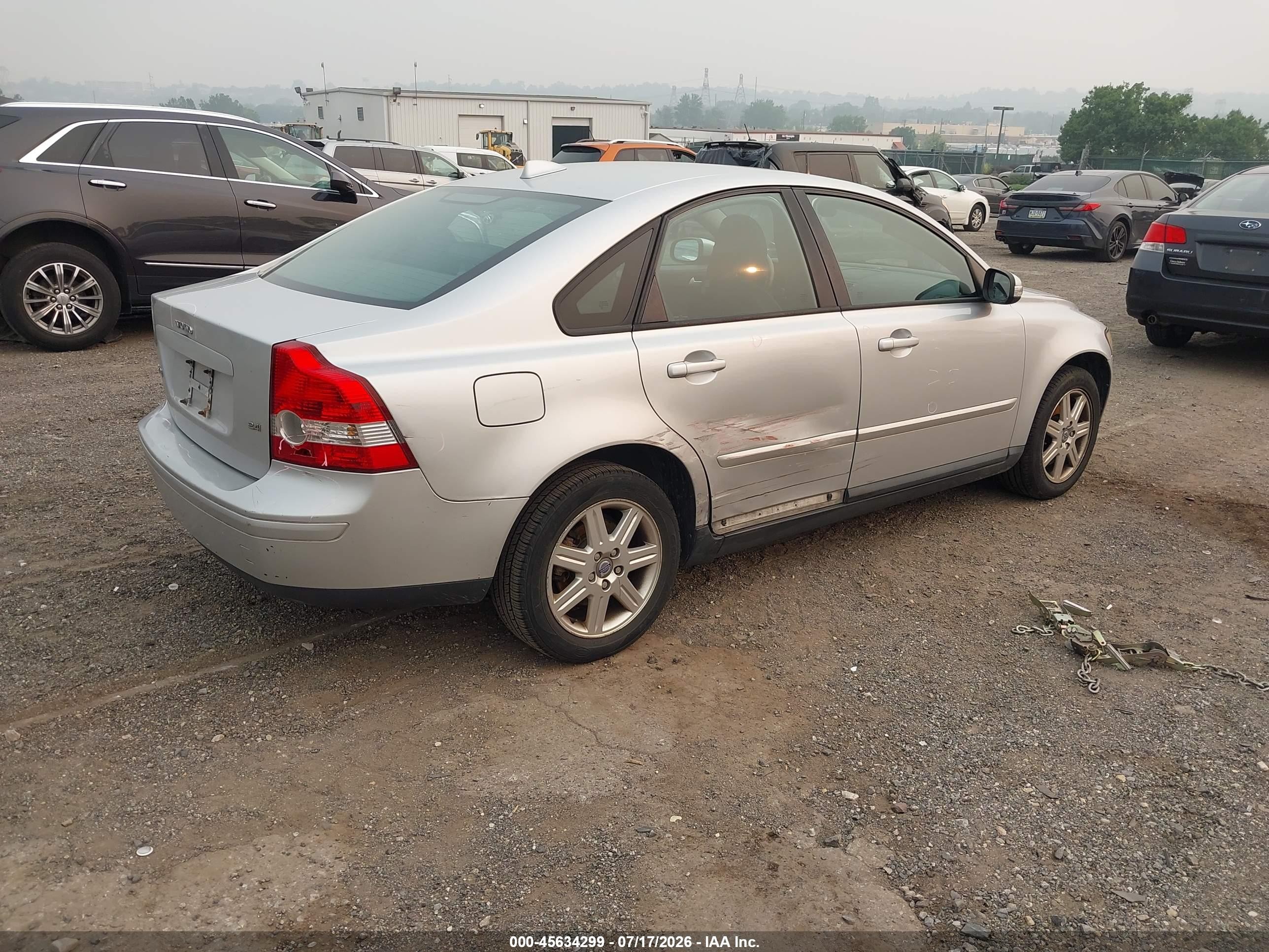 2007 Volvo S40 2.4i Silver vin: YV1MS382772259533