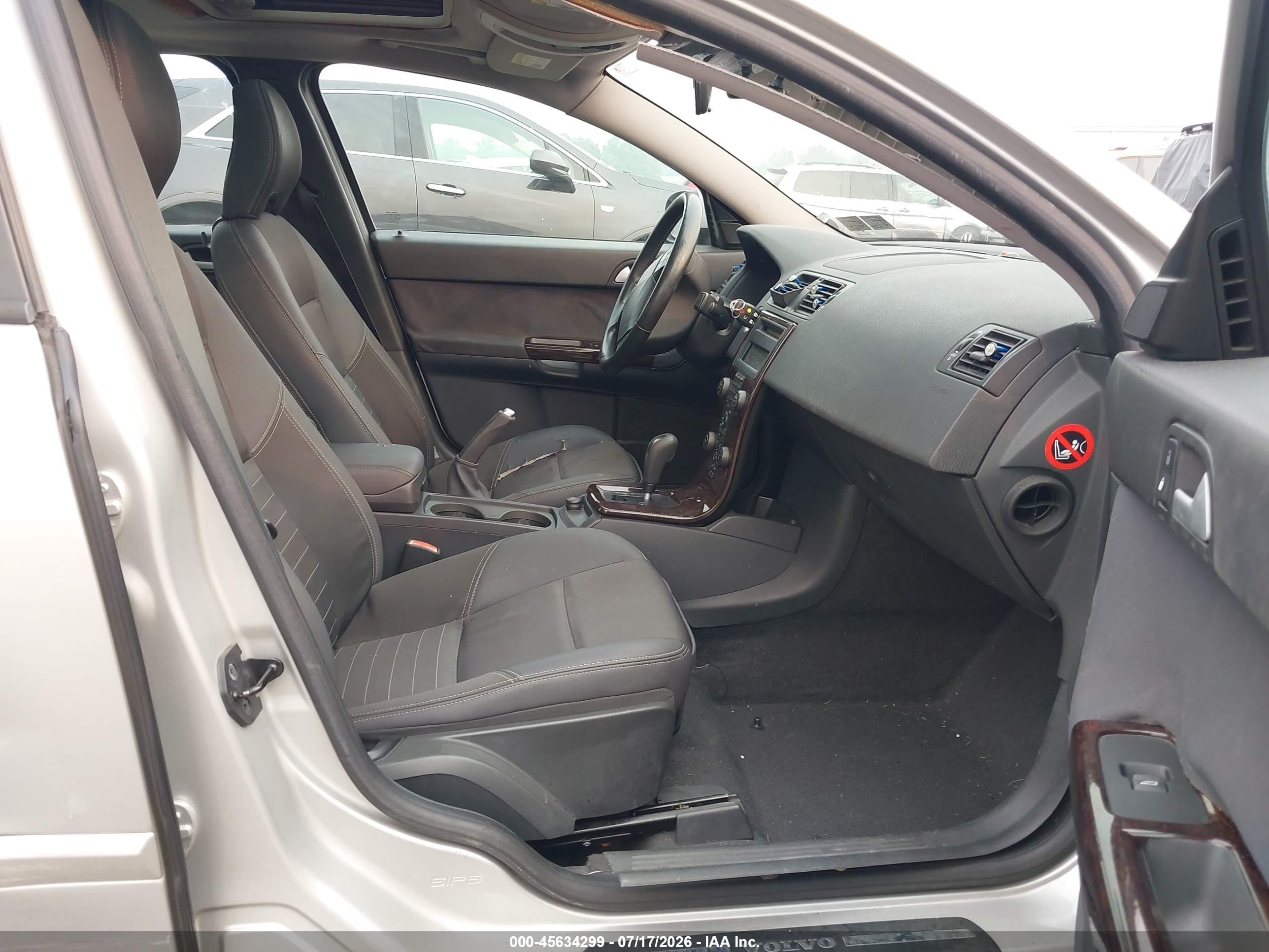 2007 Volvo S40 2.4i Silver vin: YV1MS382772259533