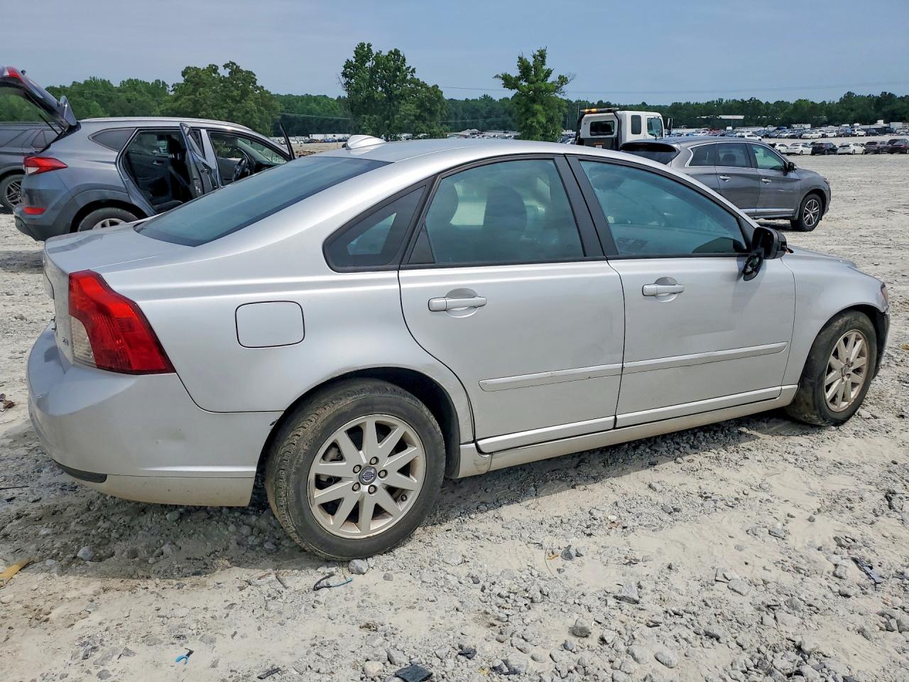 2008 Volvo S40 2.4i Silver vin: YV1MS382782374506