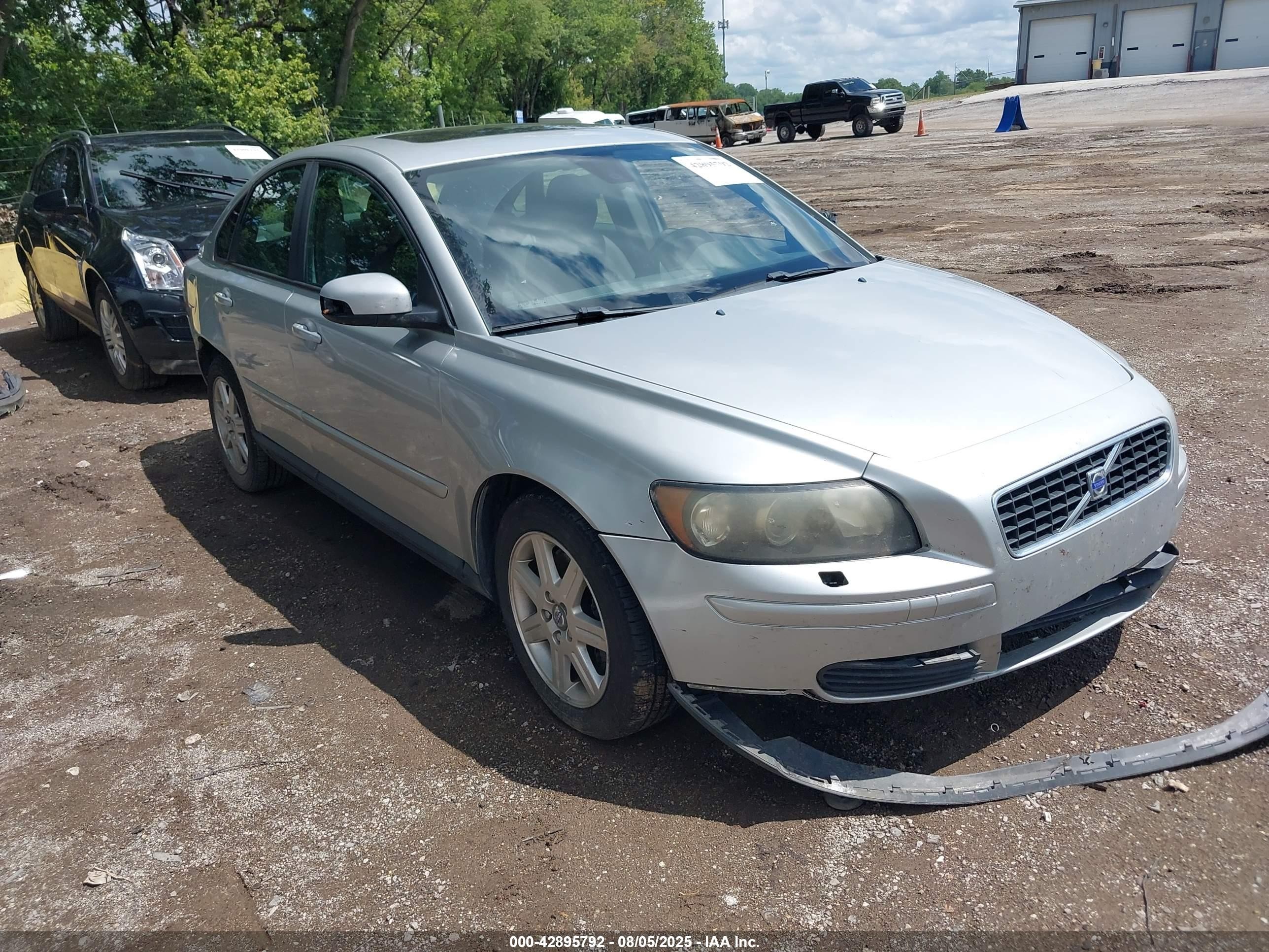 YV1MS382872264305