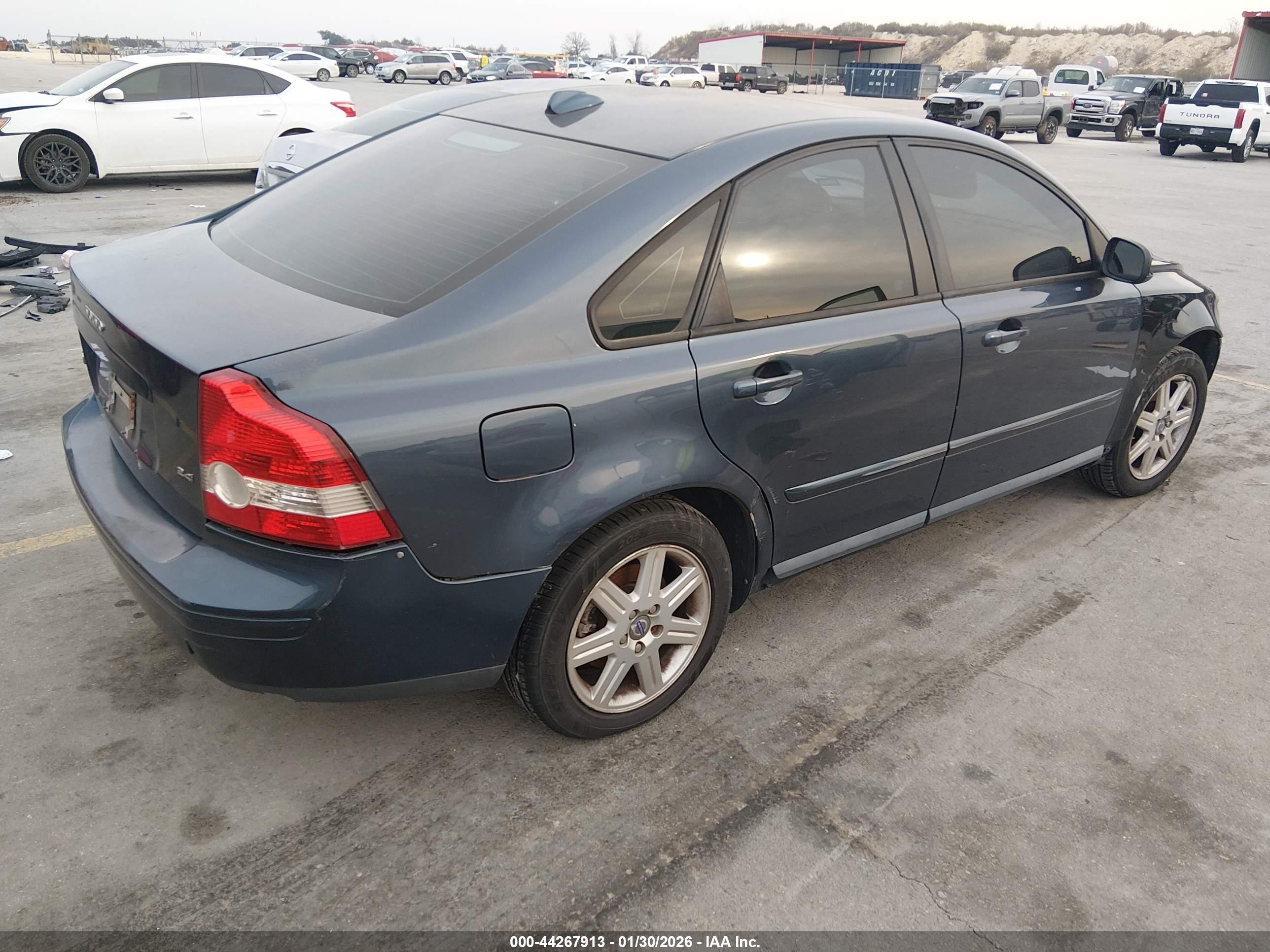 2007 Volvo S40 2.4i Blue vin: YV1MS382872307945