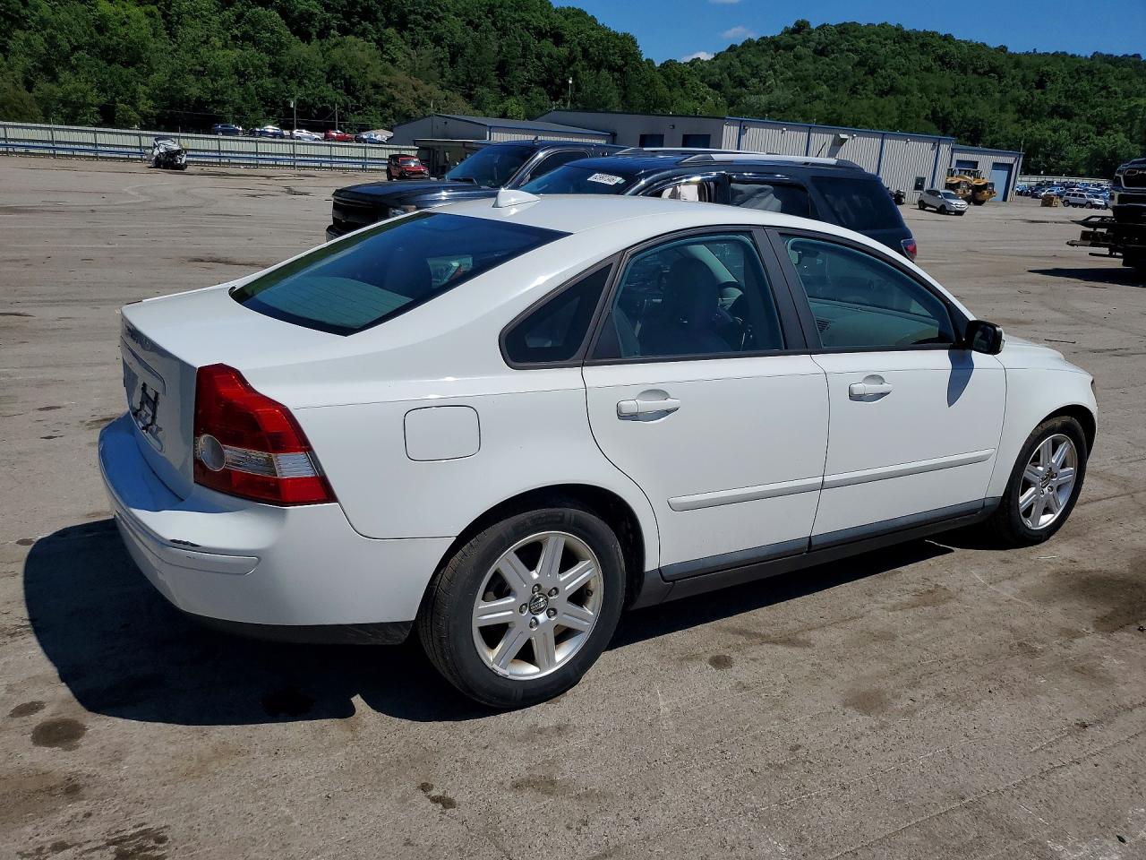 2006 Volvo S40 2.4i White vin: YV1MS382962163014