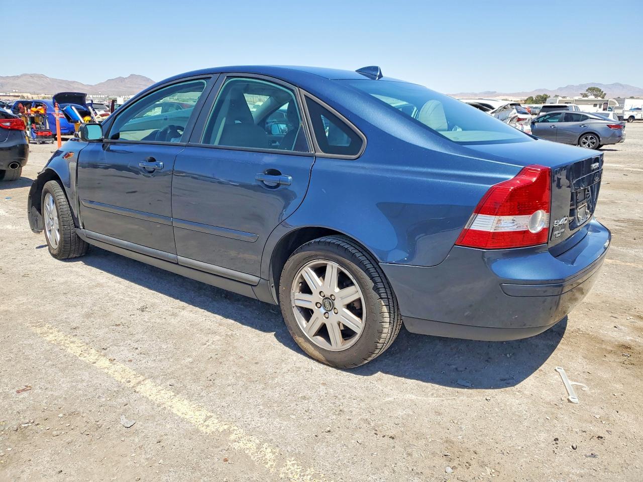 2006 Volvo S40 2.4i Blue vin: YV1MS382X62208493