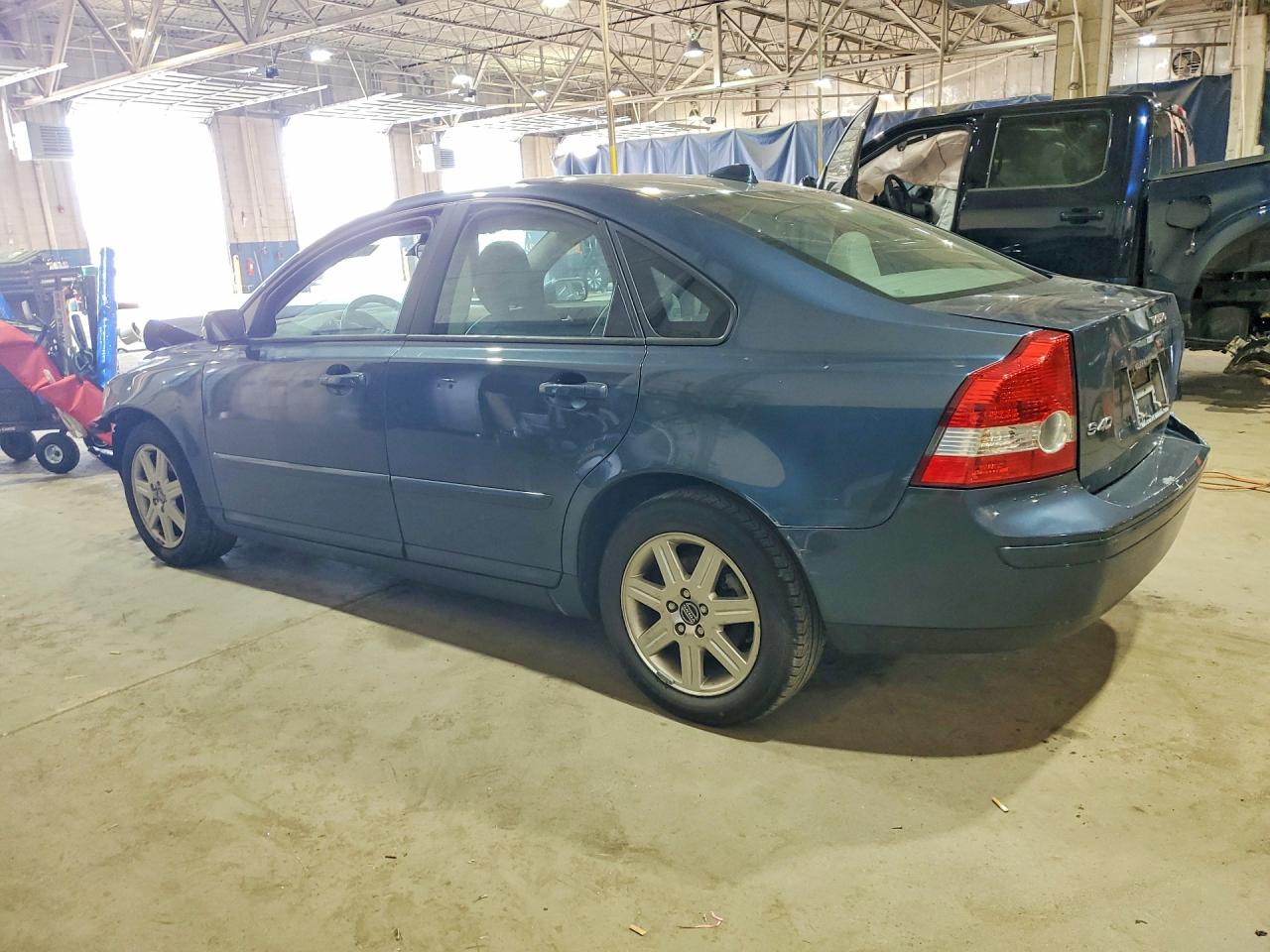 2006 Volvo S40 2.4i Blue vin: YV1MS382X62216352