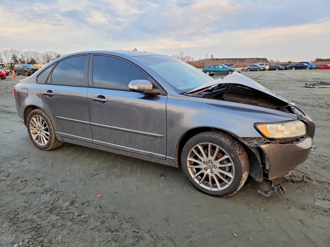 2009 Volvo S40 2.4i Silver vin: YV1MS382X92461480