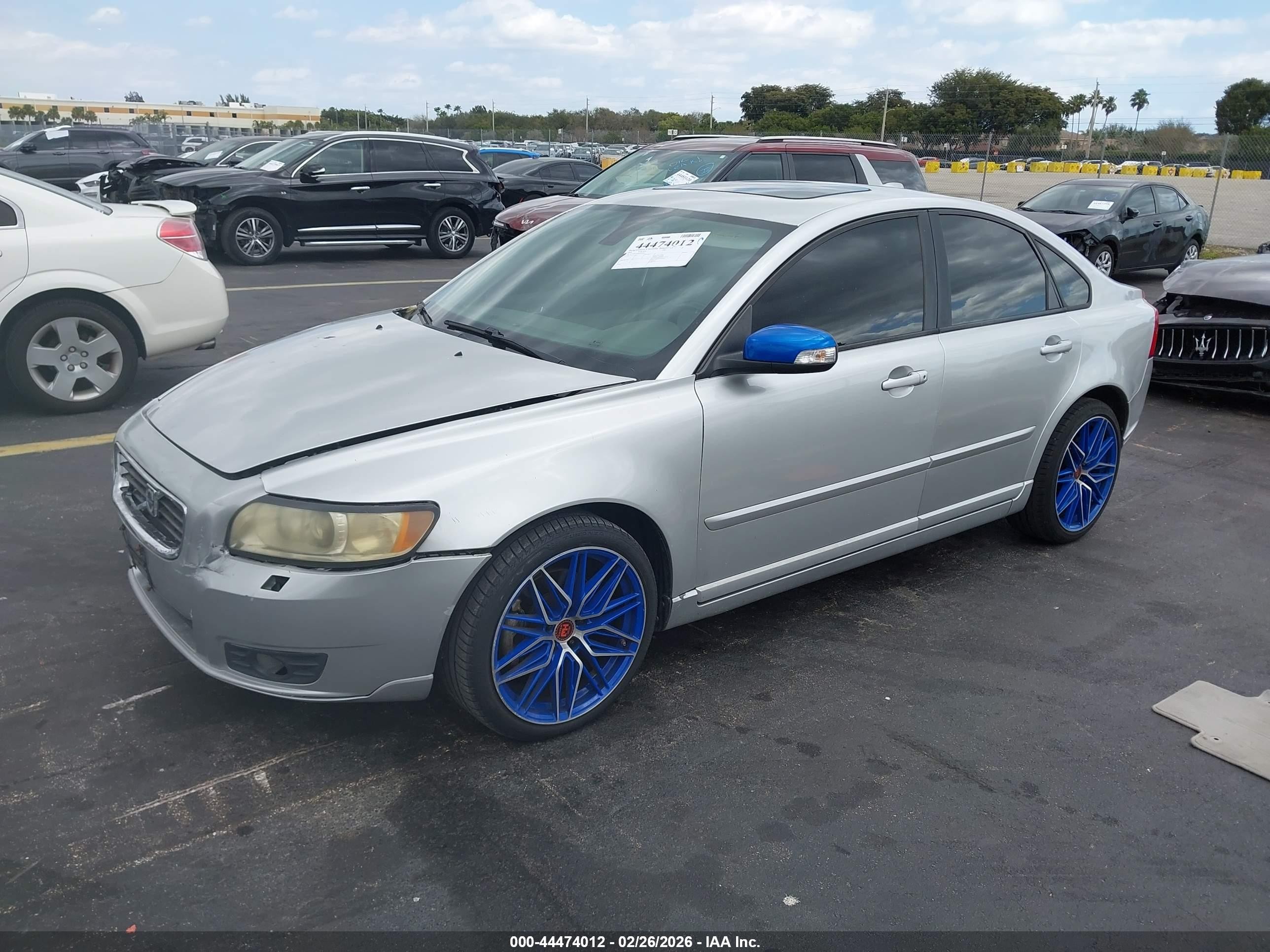 2008 Volvo S40 2.4i Серый vin: YV1MS390082395842