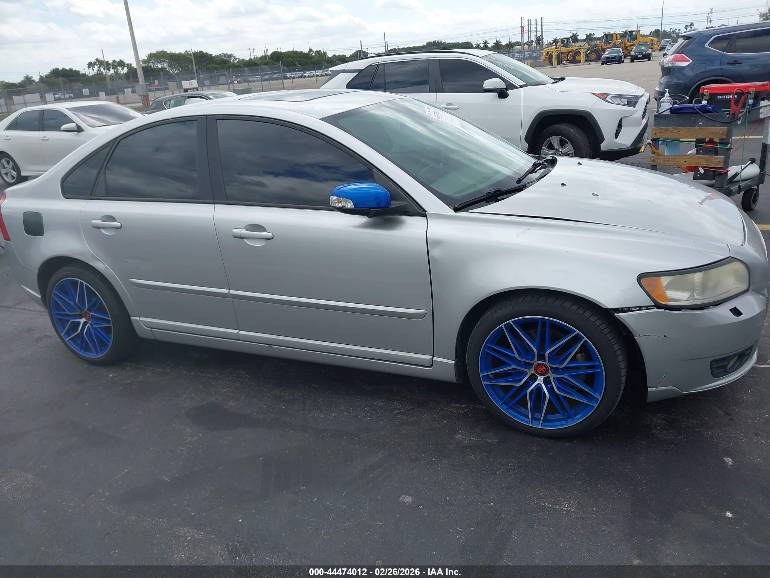 2008 Volvo S40 2.4i Серый vin: YV1MS390082395842