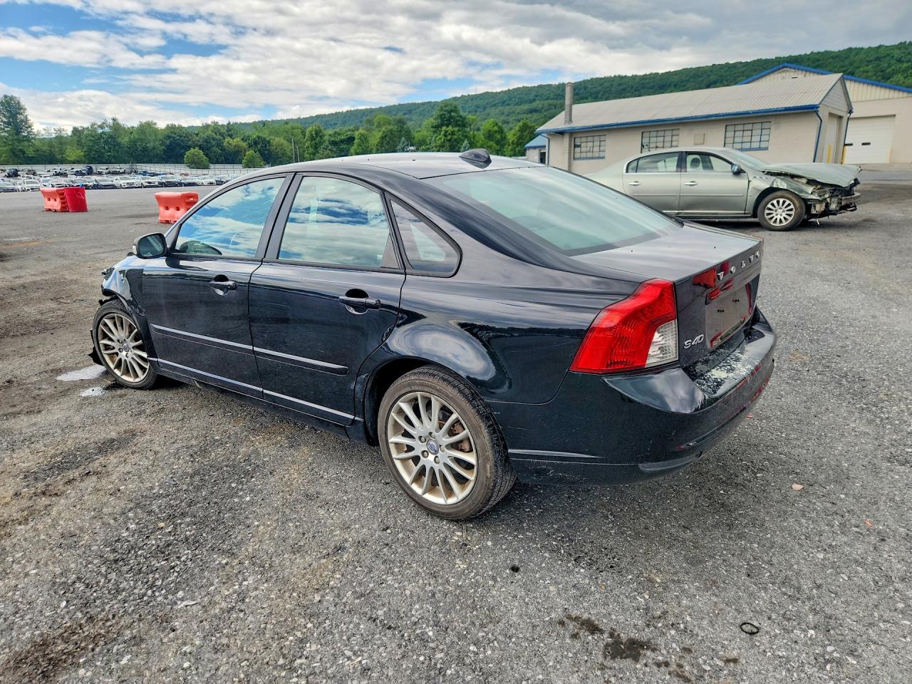 2009 Volvo S90 Black vin: YV1MS390192462577