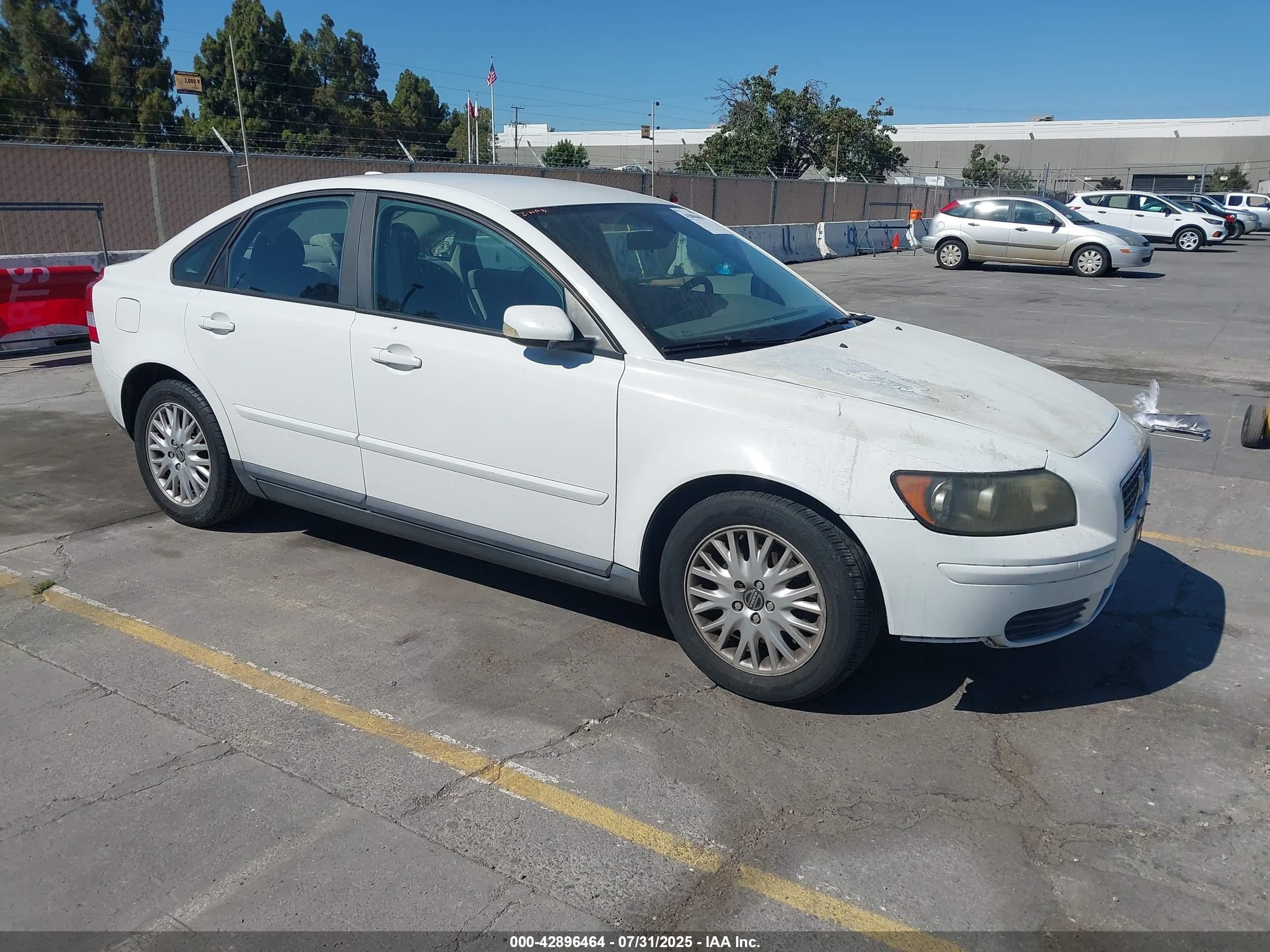 YV1MS390362195275