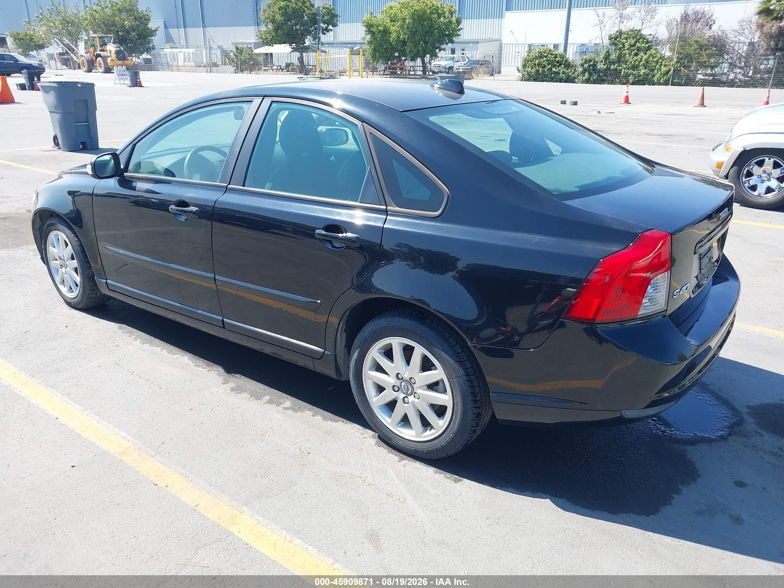 2008 Volvo S40 2.4l/2.4l W/snrf Black vin: YV1MS390482377585
