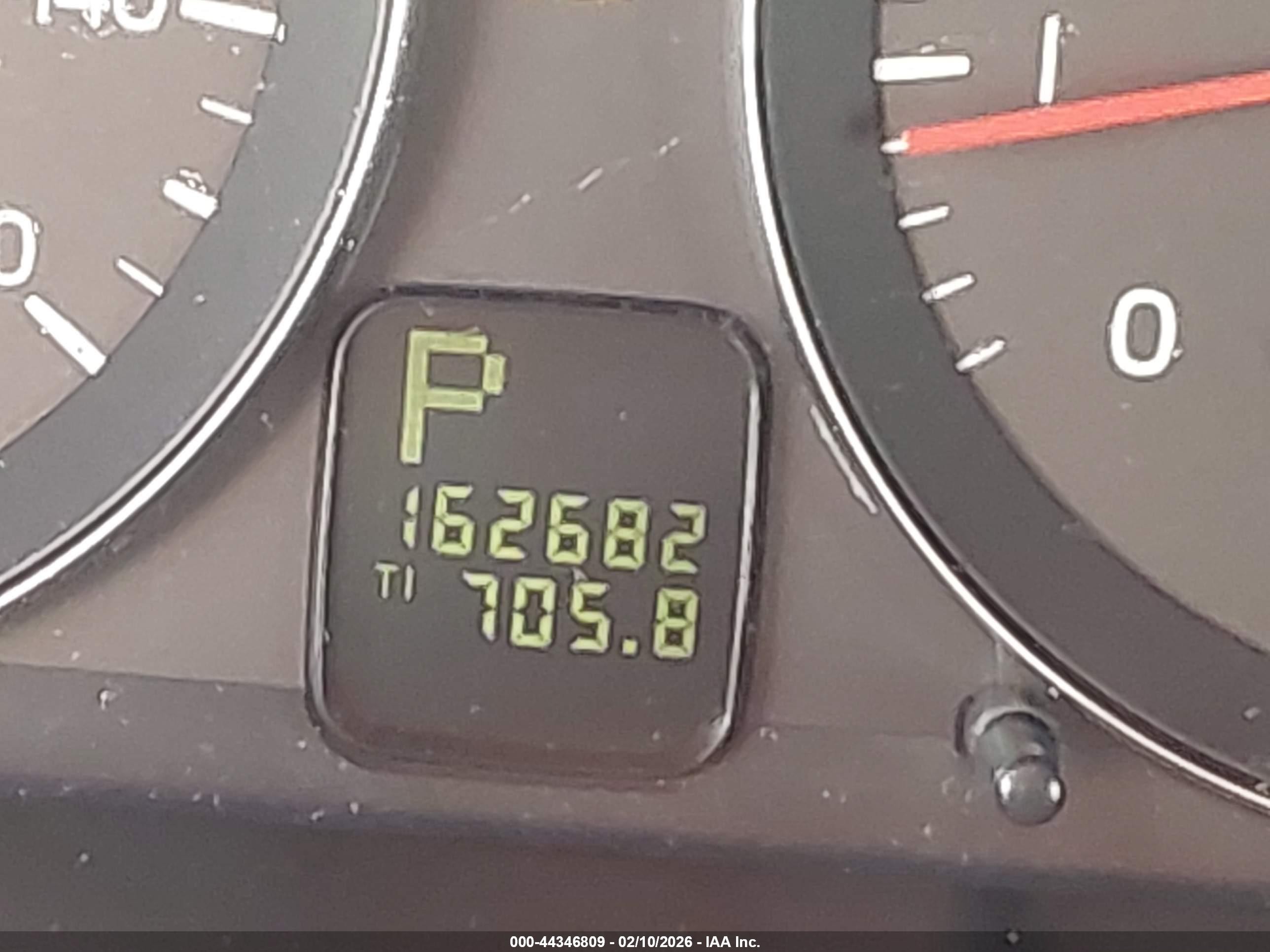 2008 Volvo S40 2.4i Серебряный vin: YV1MS390482382169