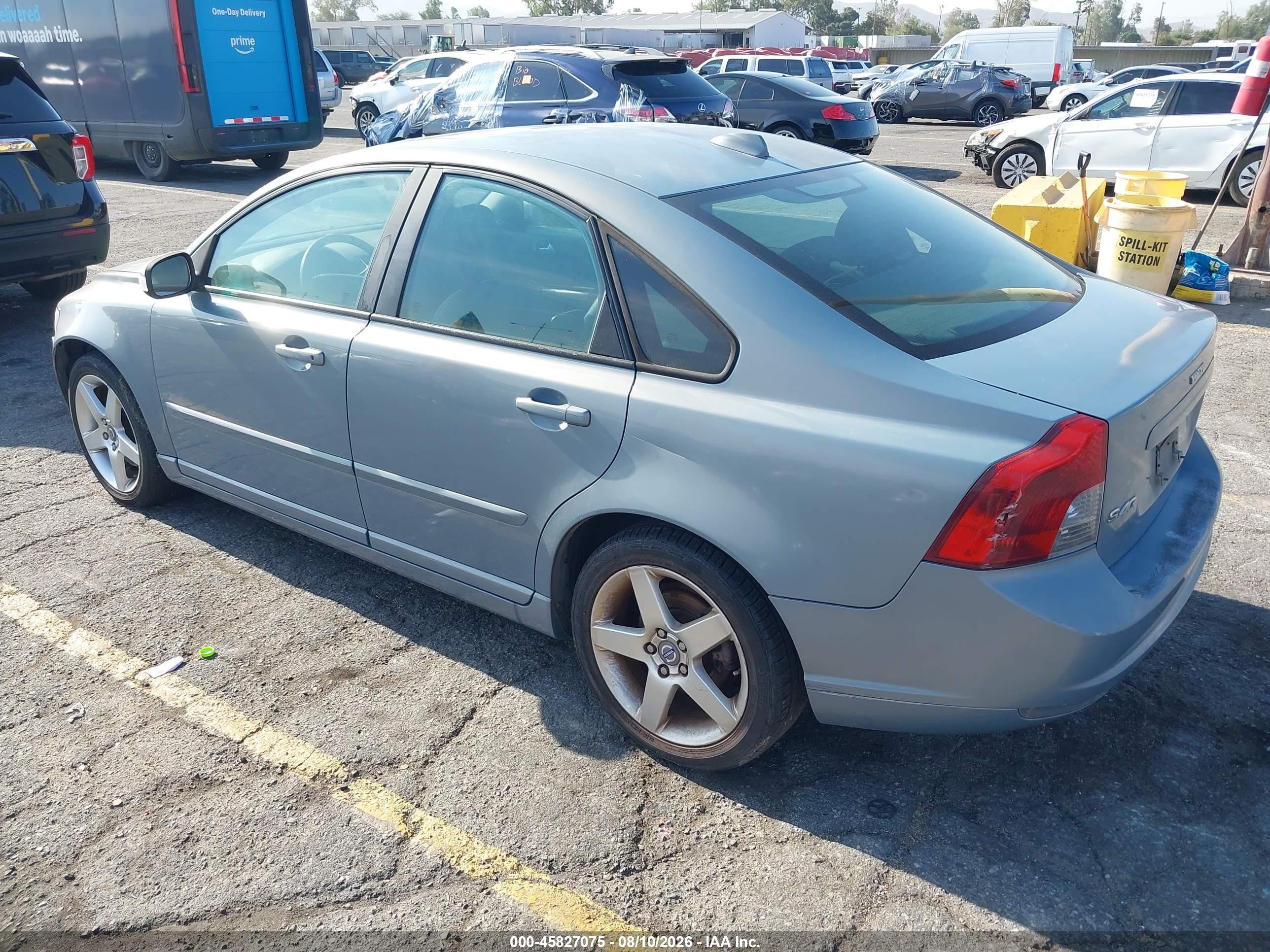 2008 Volvo S40 2.4l/2.4l W/snrf Light Blue vin: YV1MS390482393088