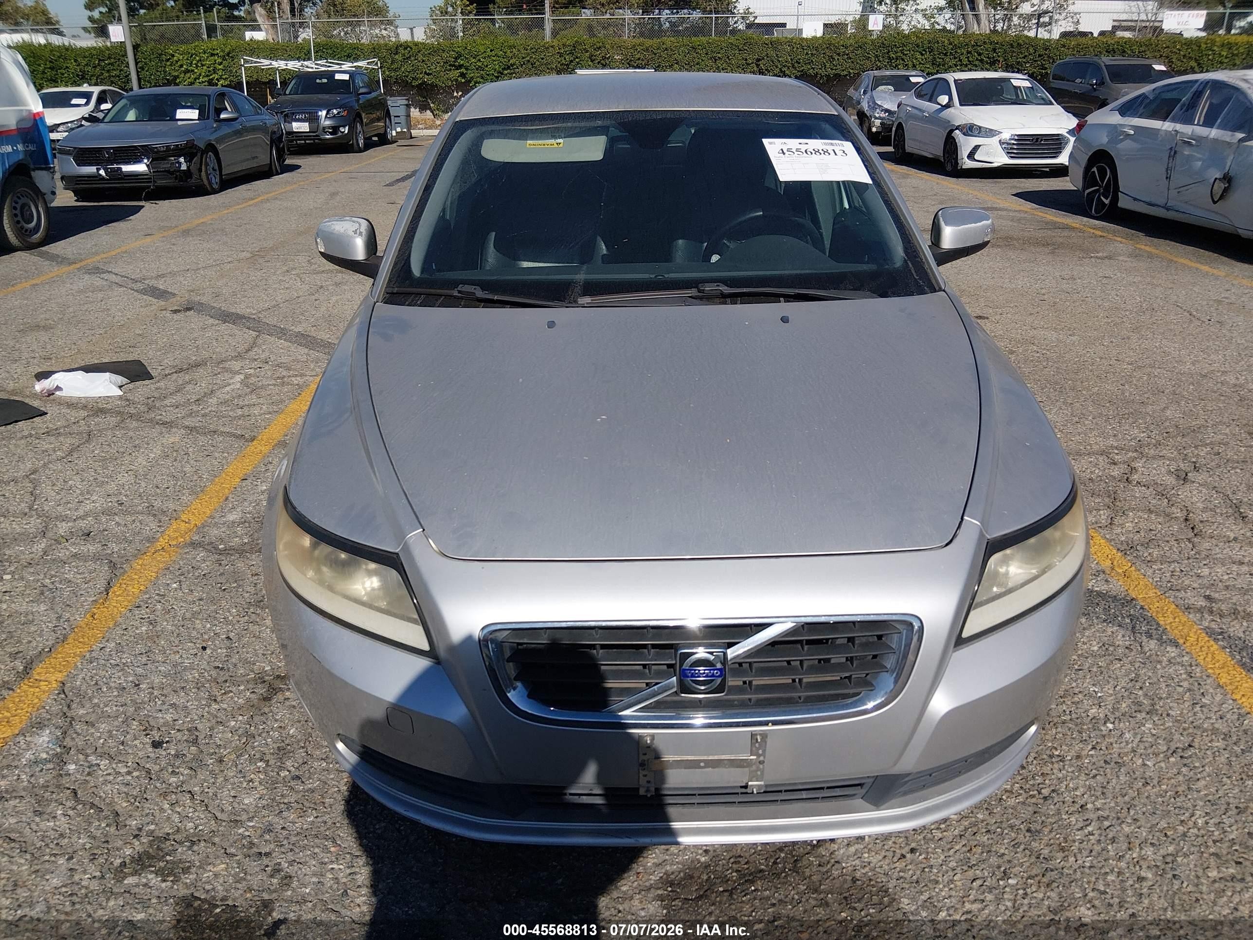 2009 Volvo S40 2.4i Silver vin: YV1MS390692432197