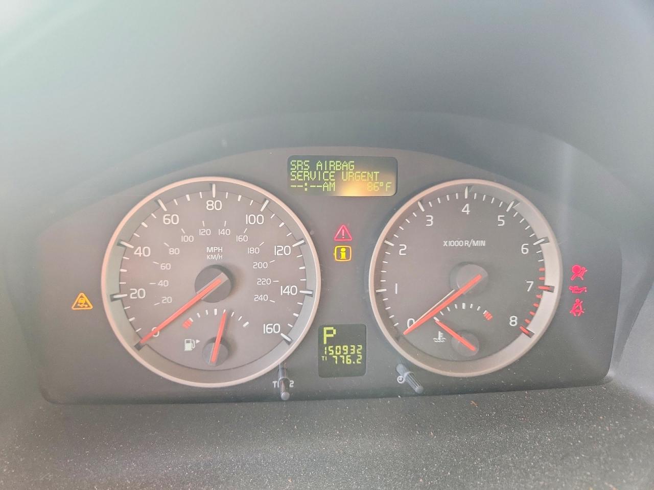 2007 Volvo S40 2.4i Red vin: YV1MS390772283327