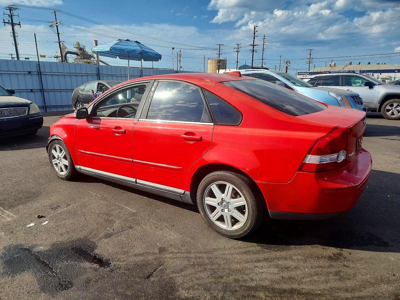 2007 Volvo S40 2.4i Red vin: YV1MS390772283327