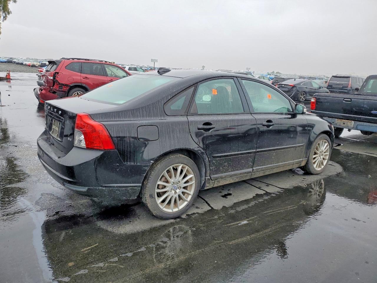 2009 Volvo S40 2.4i Black vin: YV1MS390792453219