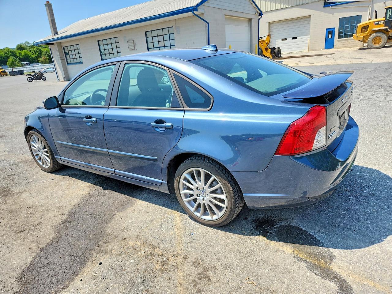 2009 Volvo S40 2.4i Blue vin: YV1MS390792464320