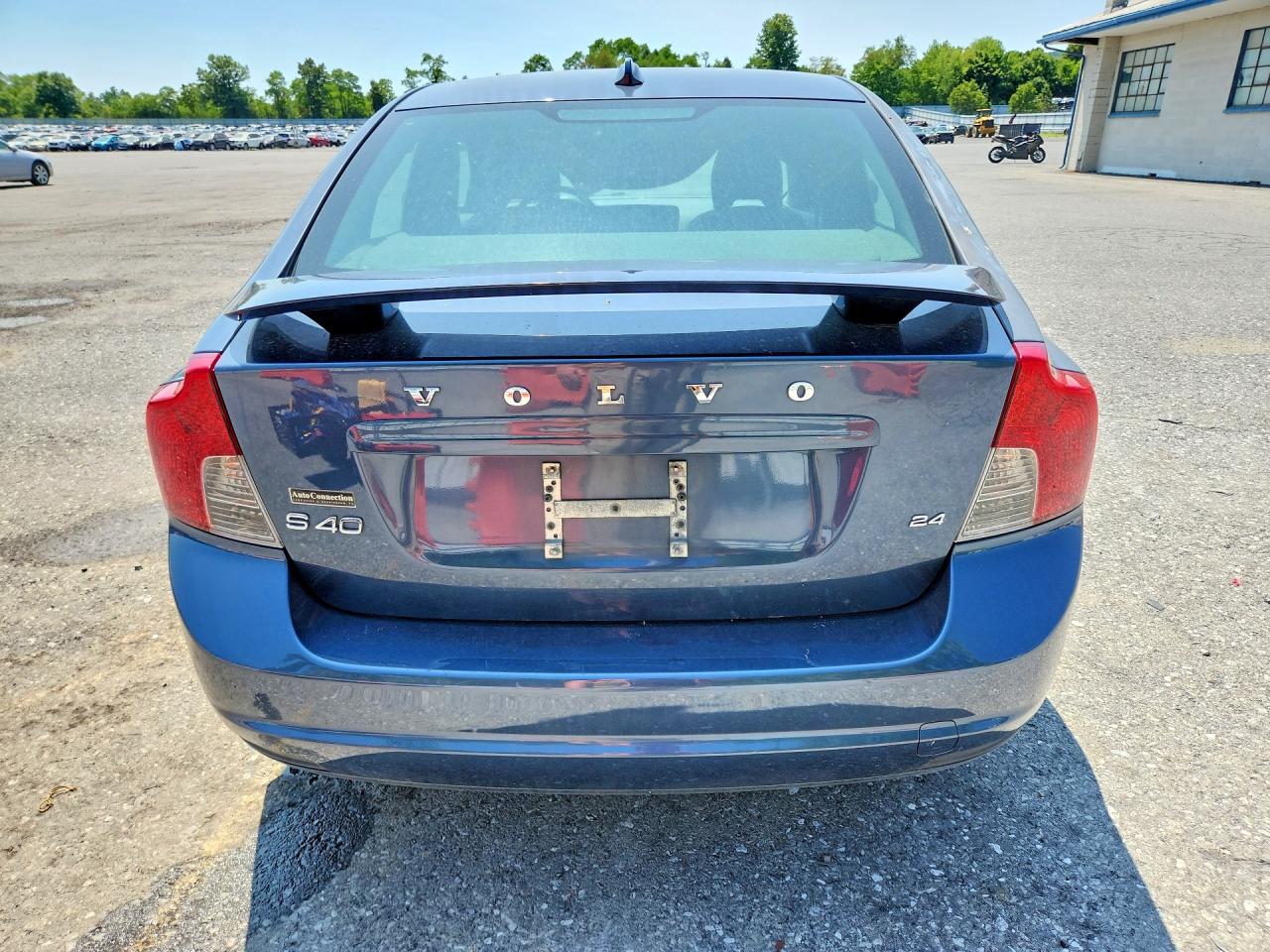 2009 Volvo S40 2.4i Blue vin: YV1MS390792464320
