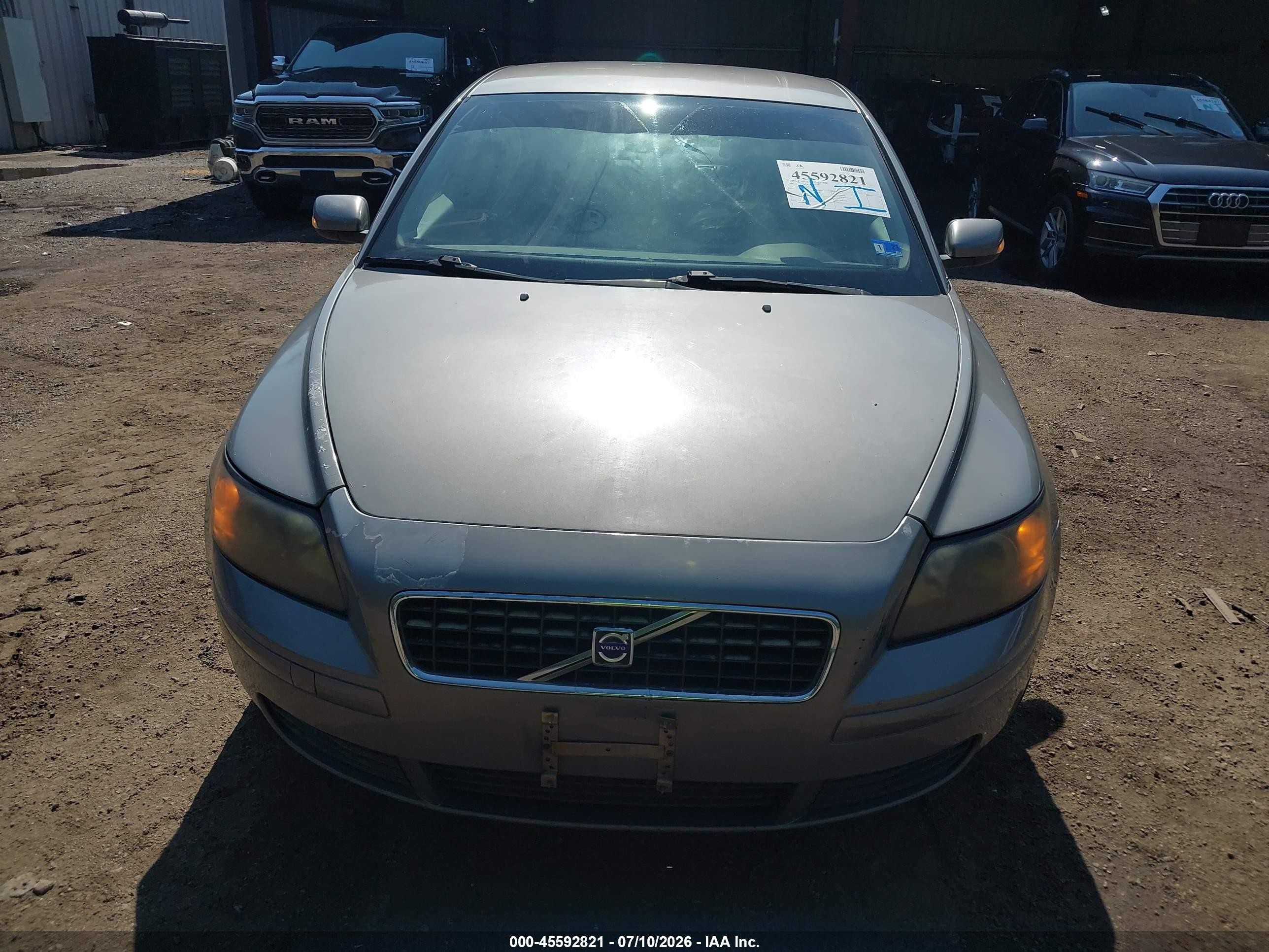 2006 Volvo S40 2.4i Gray vin: YV1MS390862215858