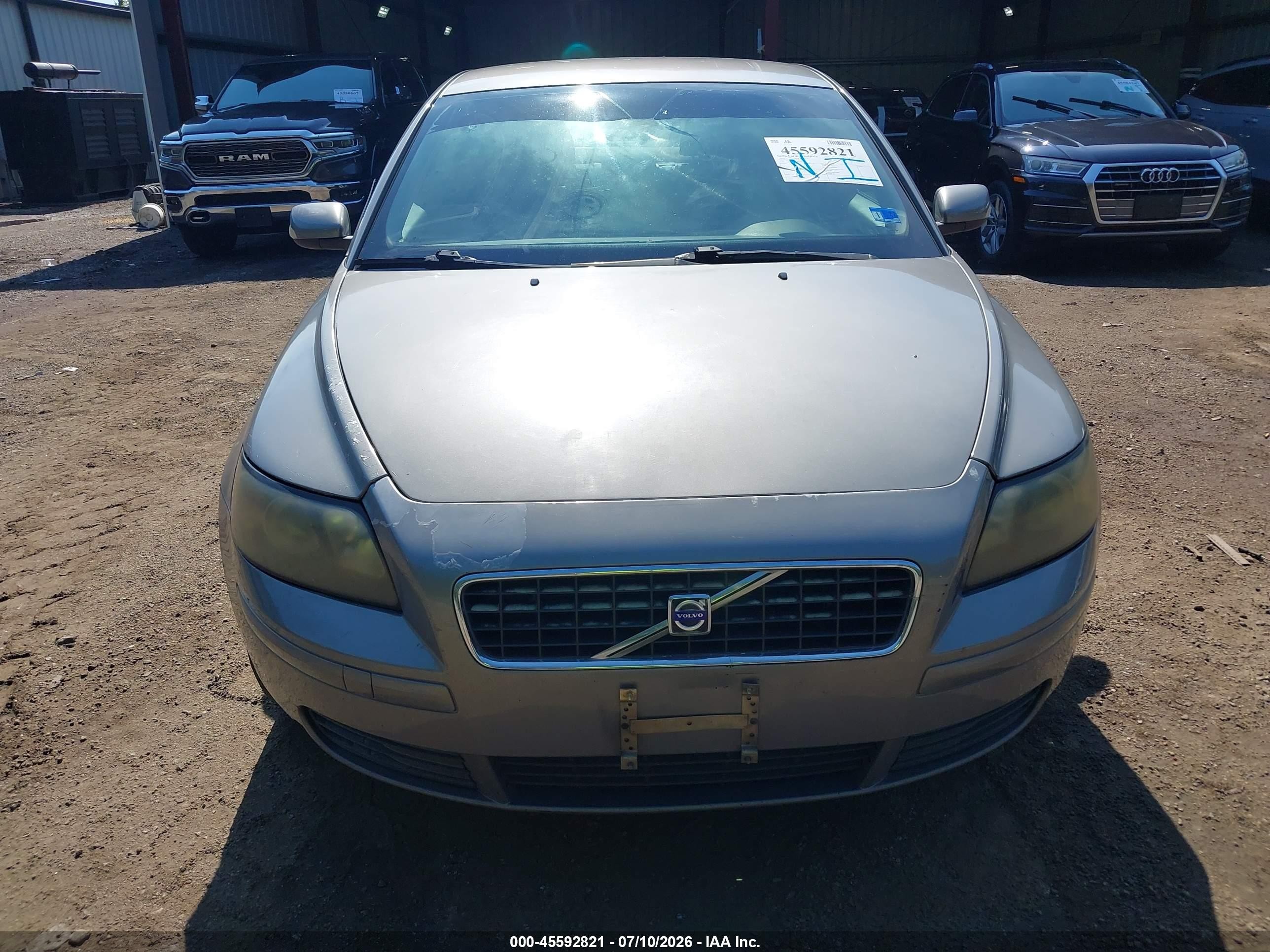 2006 Volvo S40 2.4i Gray vin: YV1MS390862215858
