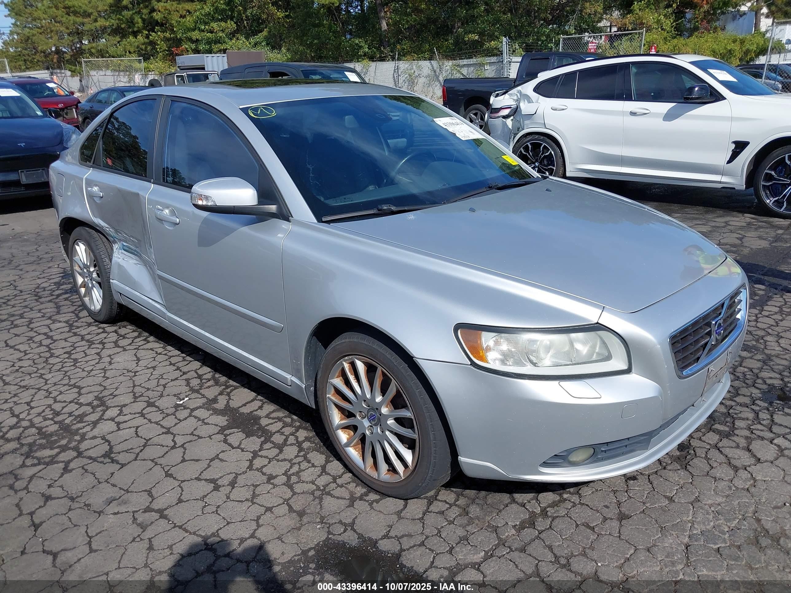 YV1MS390892462317
