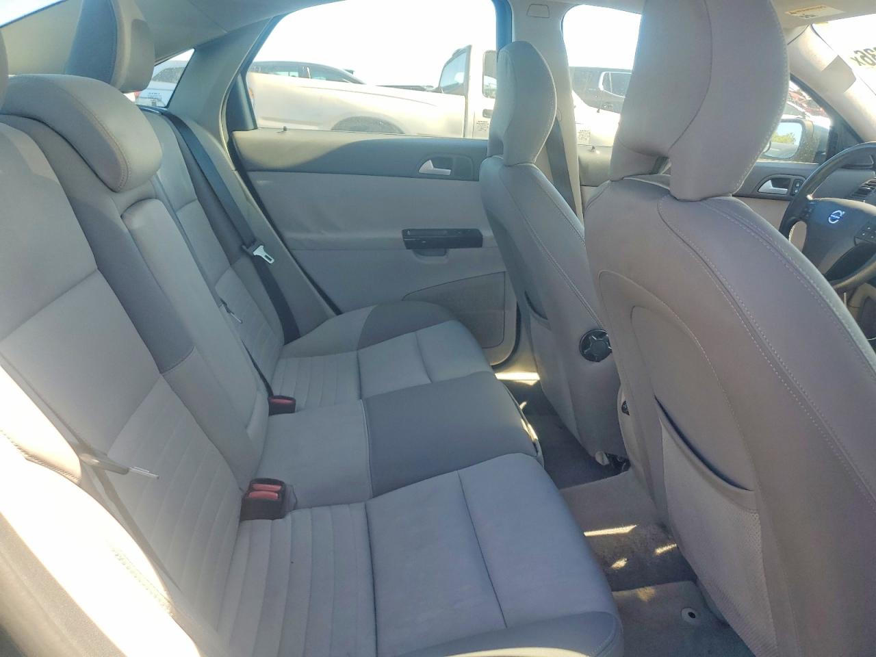 2007 Volvo S40 2.4i Blue vin: YV1MS390972306994