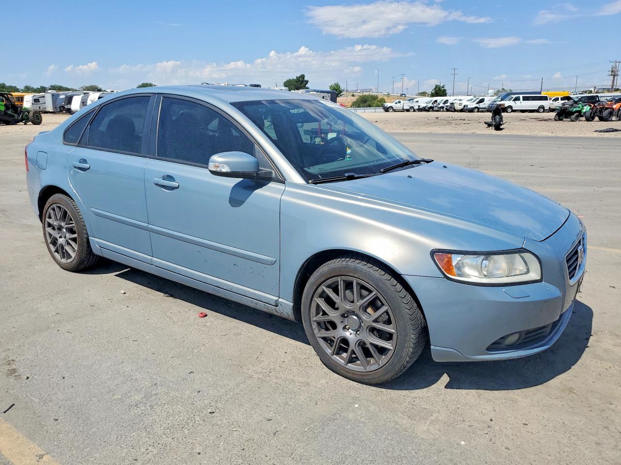 2008 Volvo S40 T5 Синий vin: YV1MS672282403316