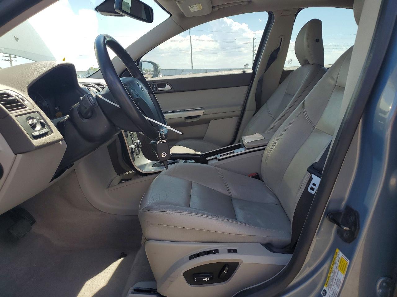 2008 Volvo S40 T5 Синий vin: YV1MS672282403316