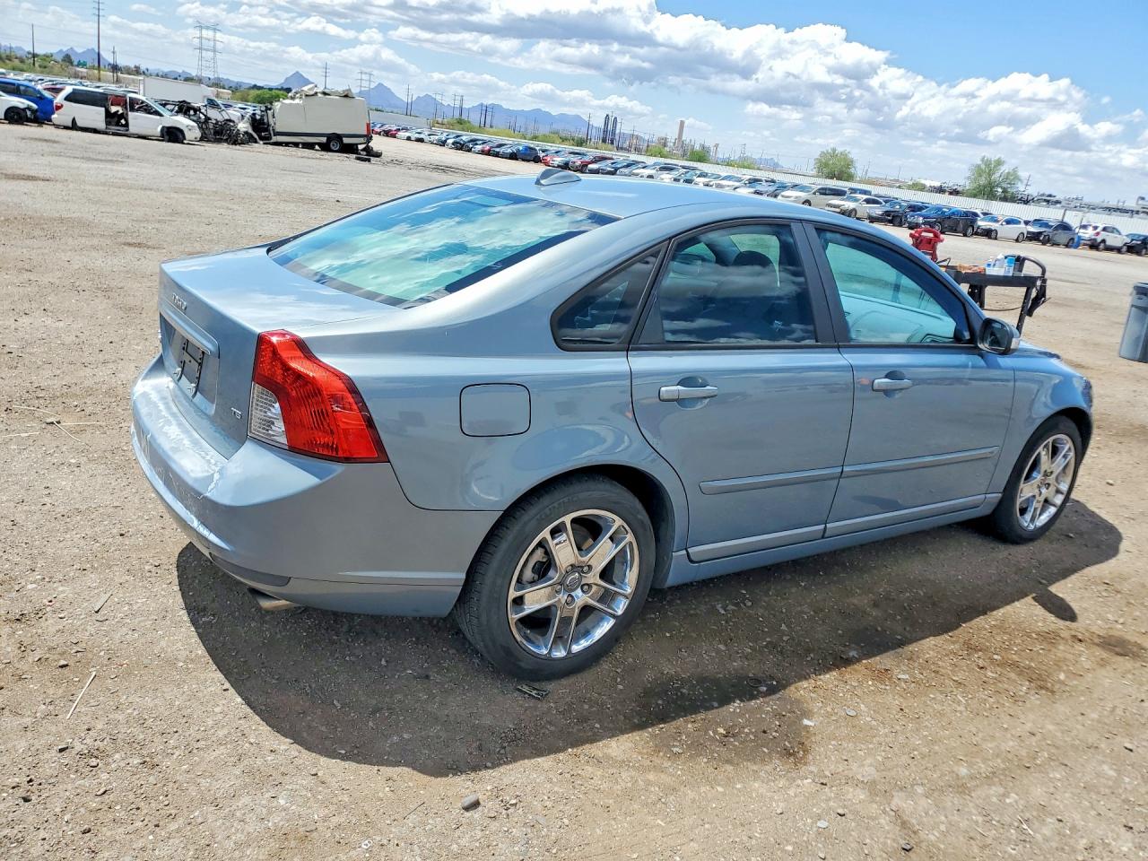 2008 Volvo S40 T5 Blue vin: YV1MS672682367114