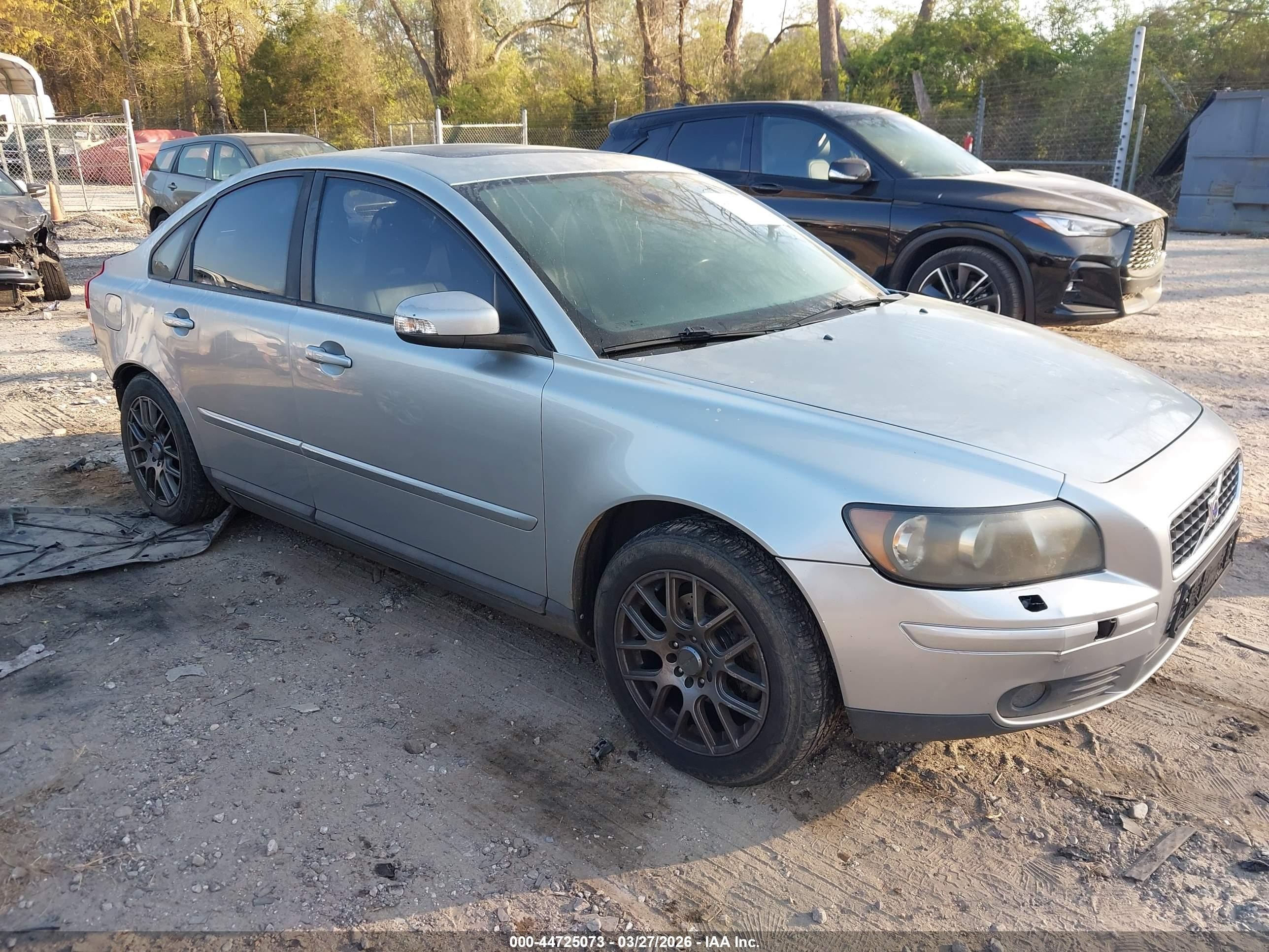 YV1MS682072277115