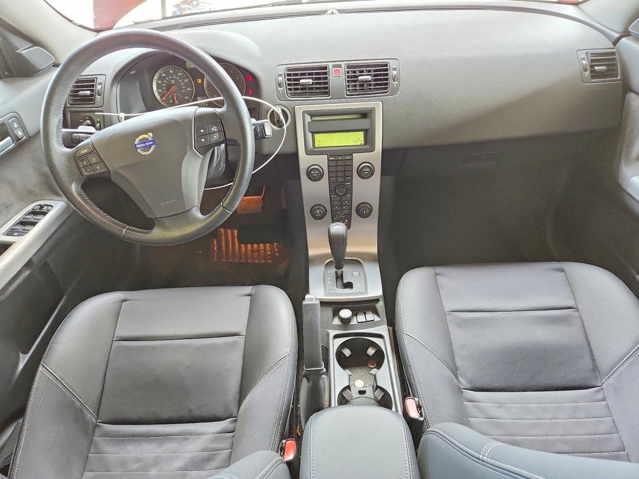 2005 Volvo S40 T5 Красный vin: YV1MS682552102582