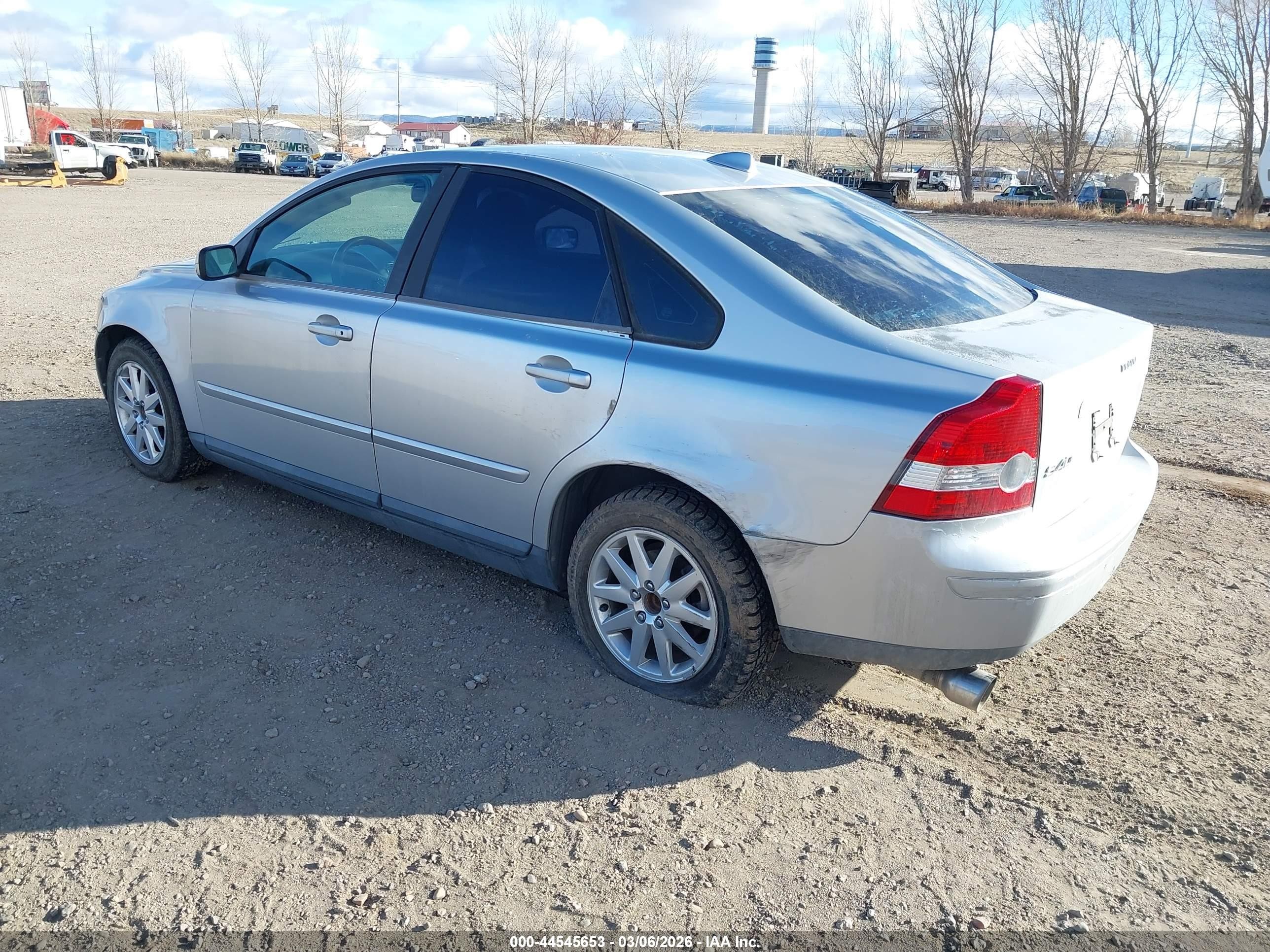 2006 Volvo S40 T5 Silver vin: YV1MS682562152612