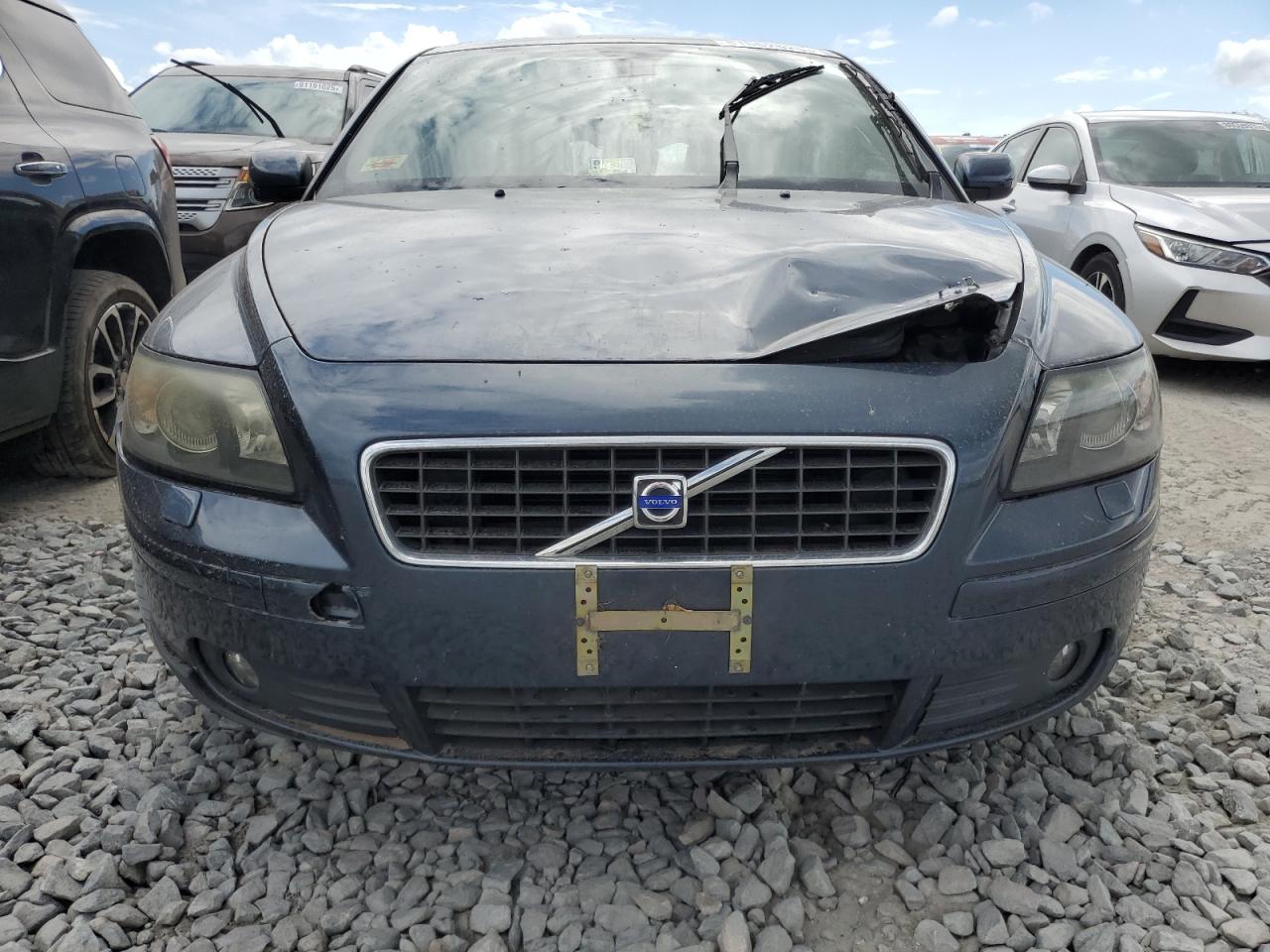 2005 Volvo S40 T5 Blue vin: YV1MS682752117519