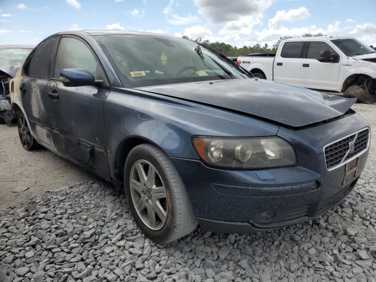 2005 Volvo S40 T5 Blue vin: YV1MS682752117519