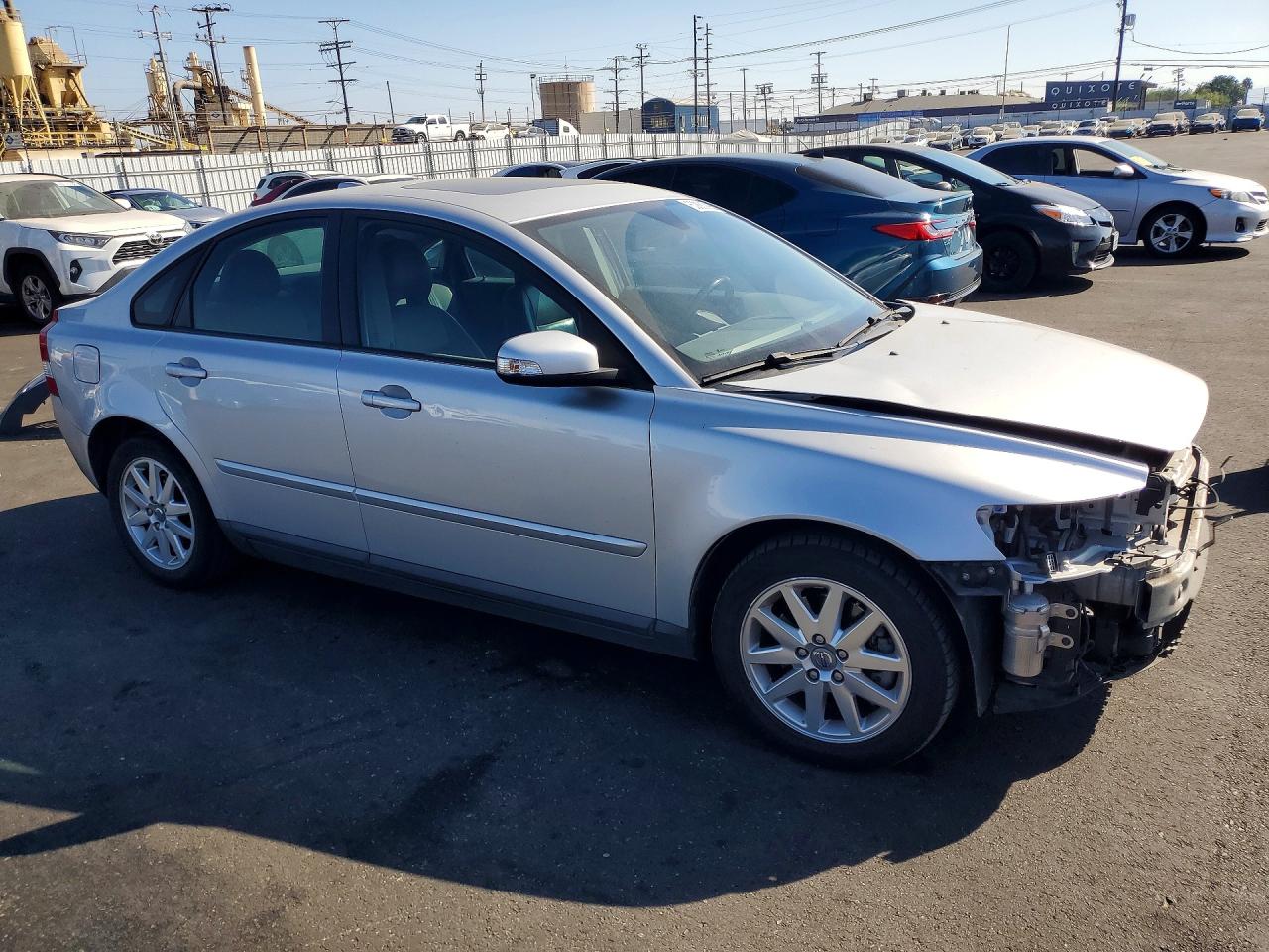 2007 Volvo S40 T5 Silver vin: YV1MS682872288640