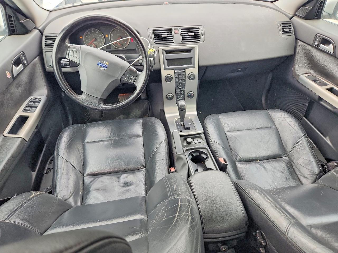 2005 Volvo S40 T5 Silver vin: YV1MS682952118445