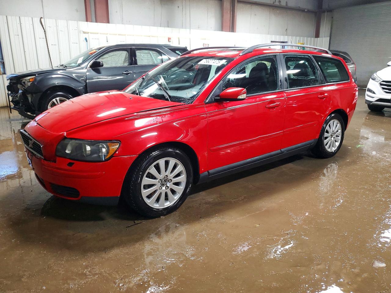 2005 Volvo V50 2.4i Red vin: YV1MW382152070894