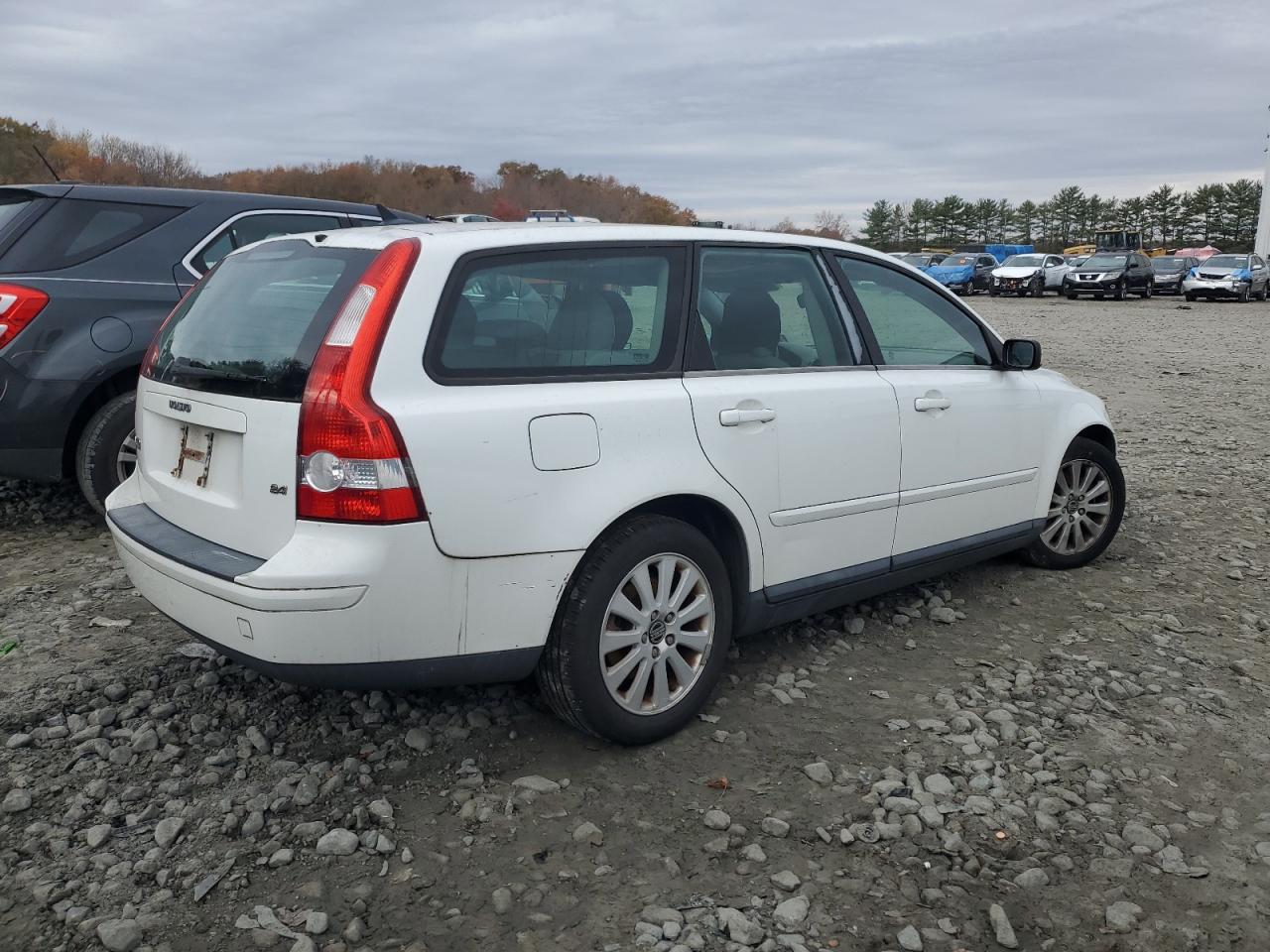 2005 Volvo V50 2.4i White vin: YV1MW382252049312