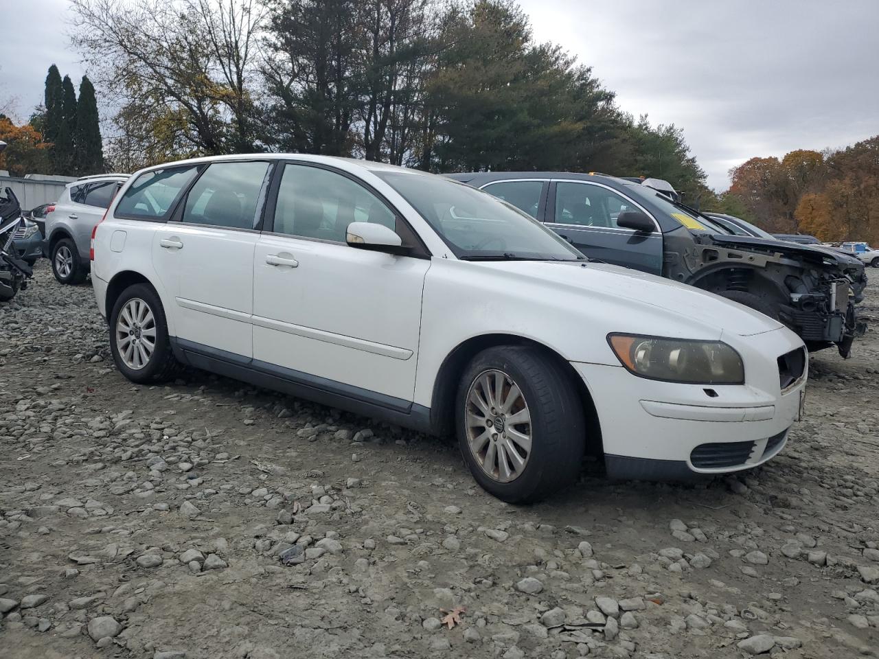 2005 Volvo V50 2.4i White vin: YV1MW382252049312