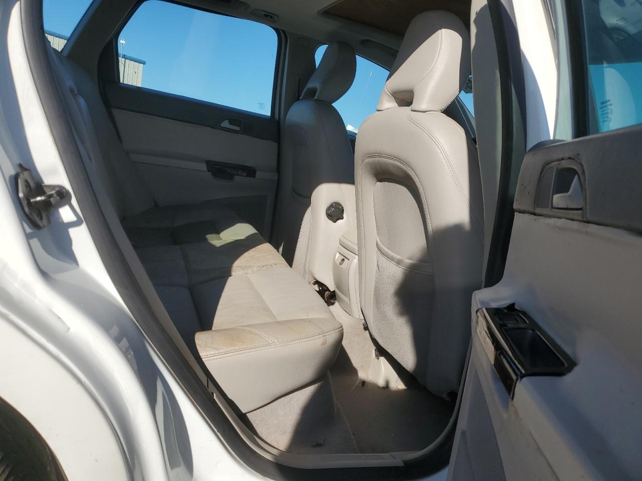 2006 Volvo V50 2.4i White vin: YV1MW382362231294