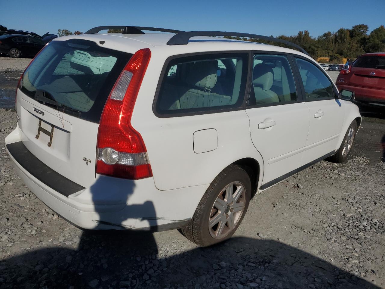 2006 Volvo V50 2.4i White vin: YV1MW382362231294