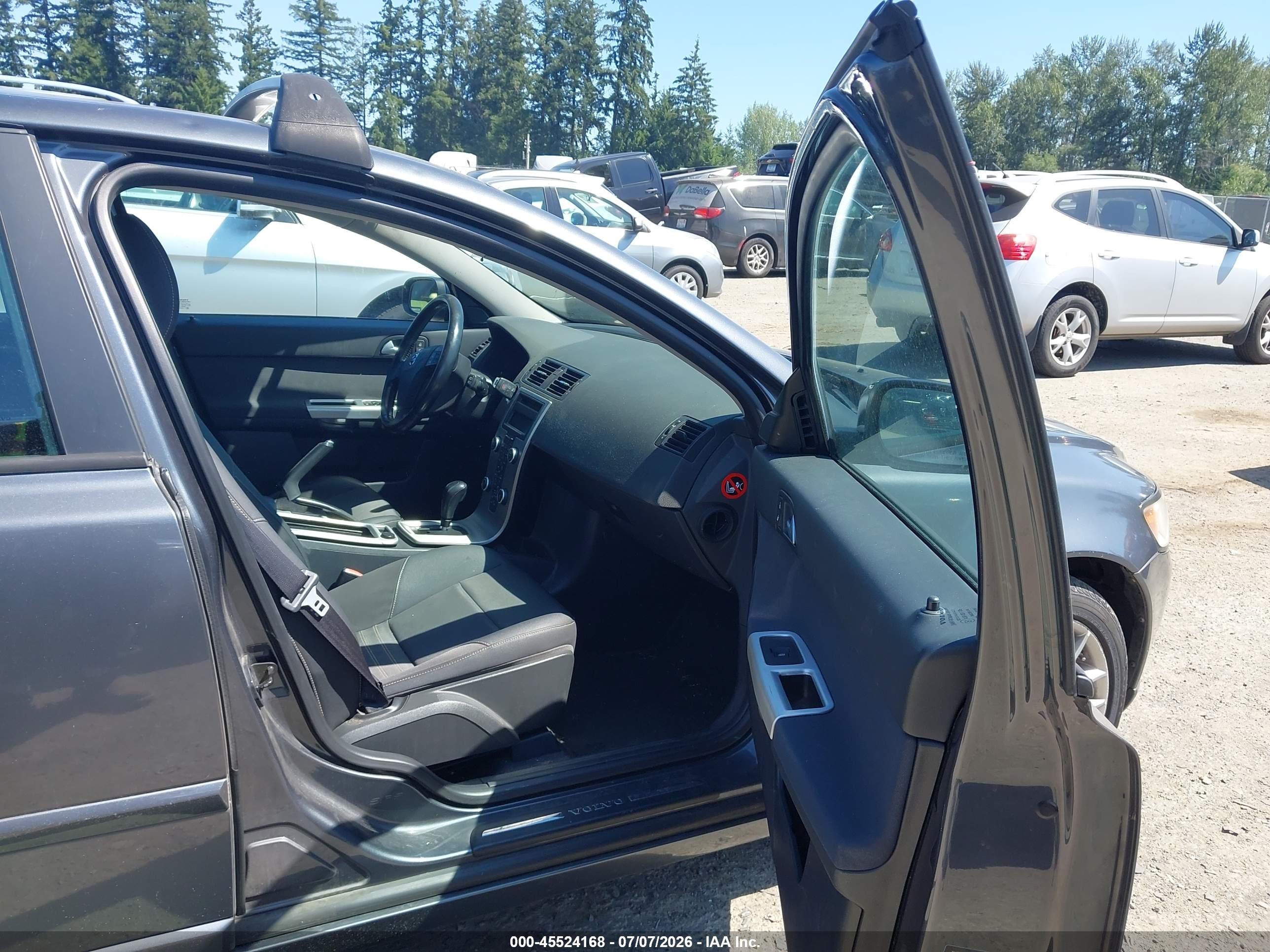 2009 Volvo V50 2.4i Gray vin: YV1MW382492485777