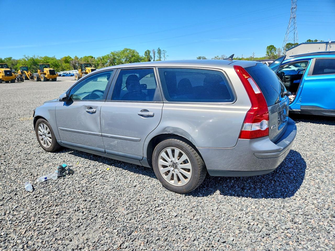 2005 Volvo V50 2.4i Серебряный vin: YV1MW382752057308