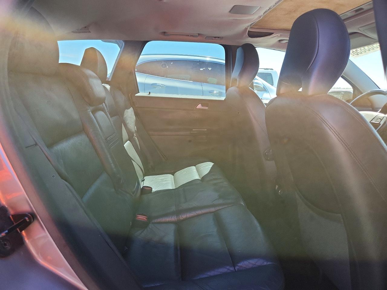 2005 Volvo V50 2.4i Серебряный vin: YV1MW382752057308