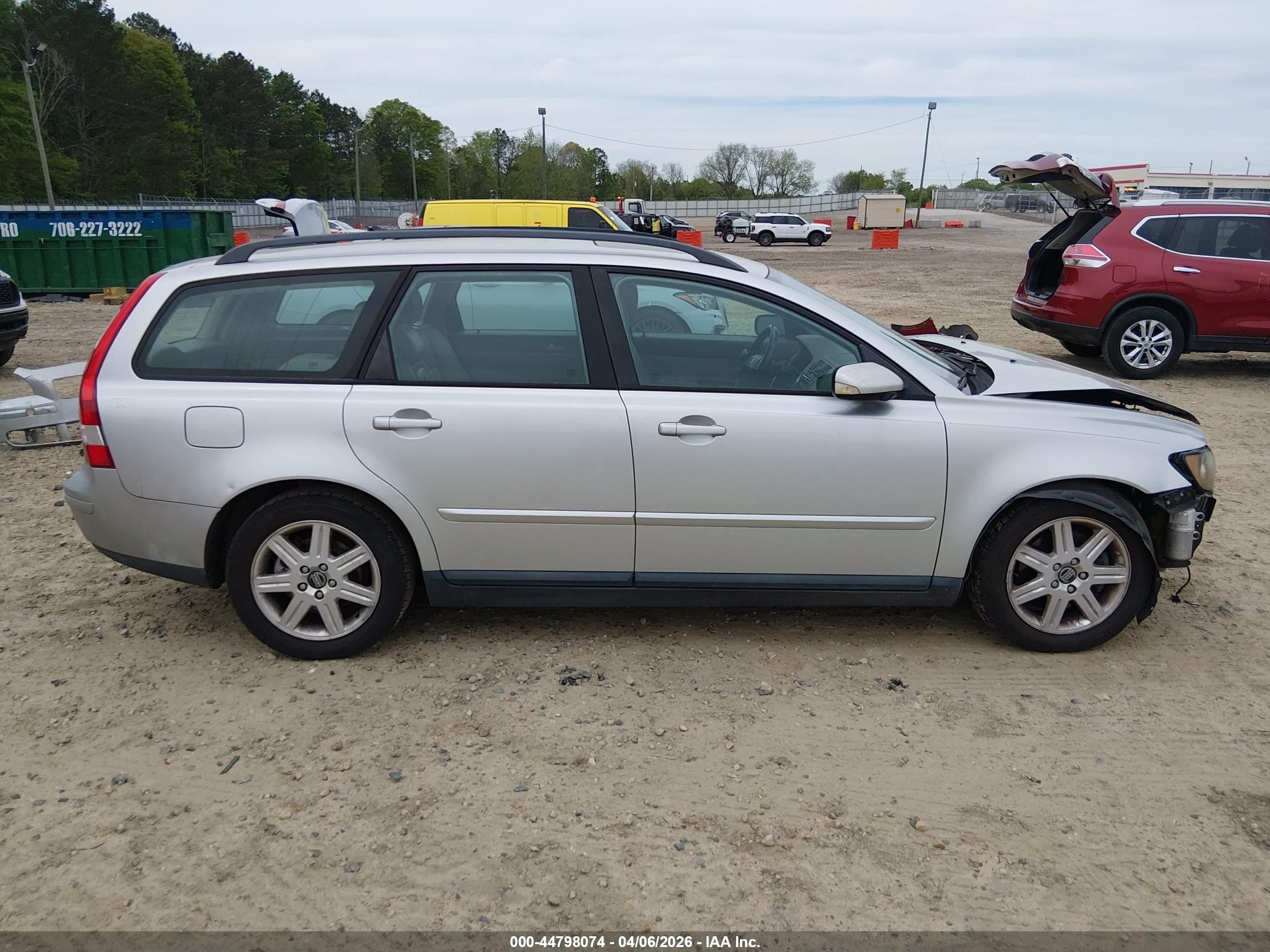2006 Volvo V50 2.4i Silver vin: YV1MW382862159962