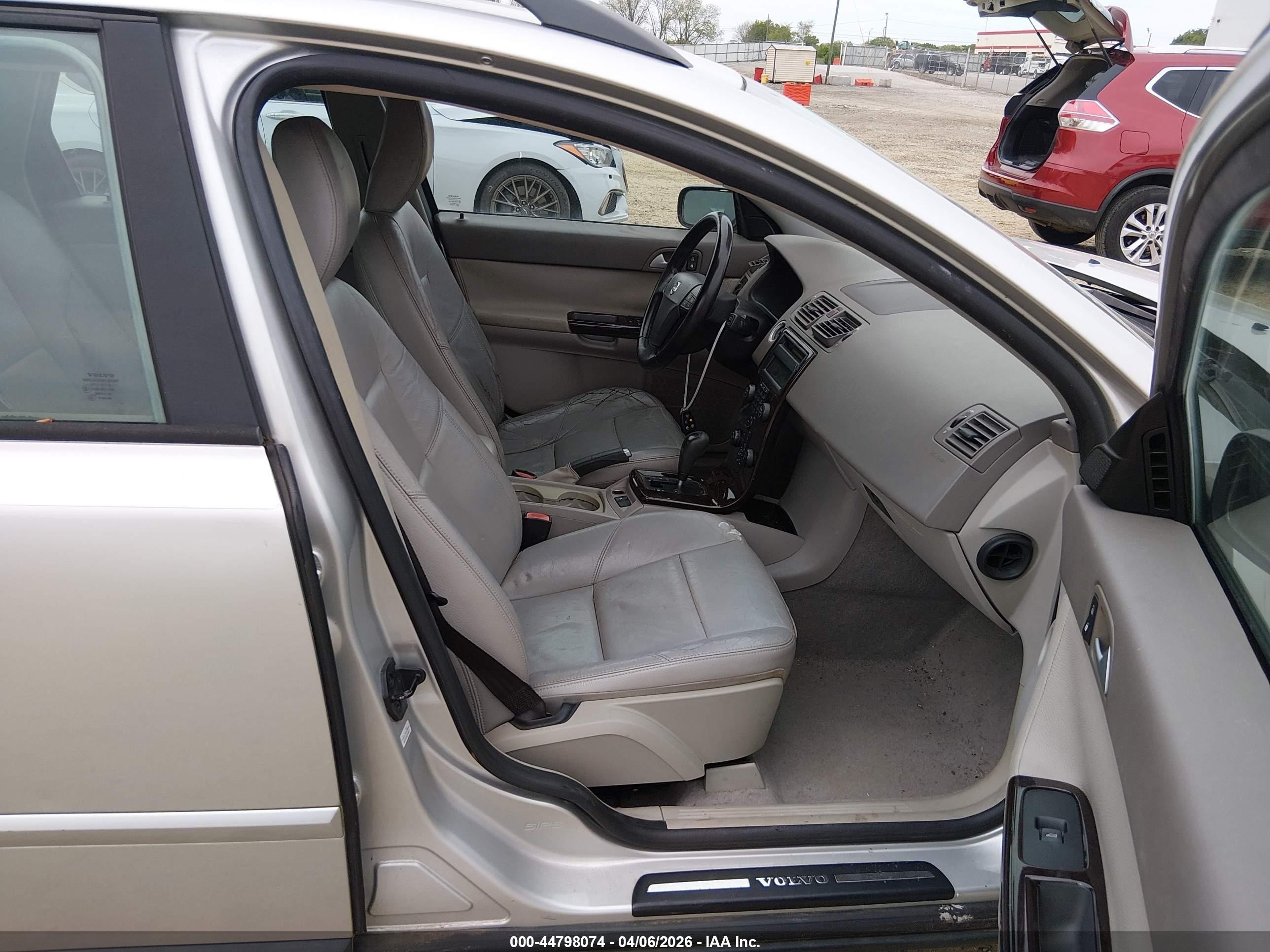 2006 Volvo V50 2.4i Silver vin: YV1MW382862159962