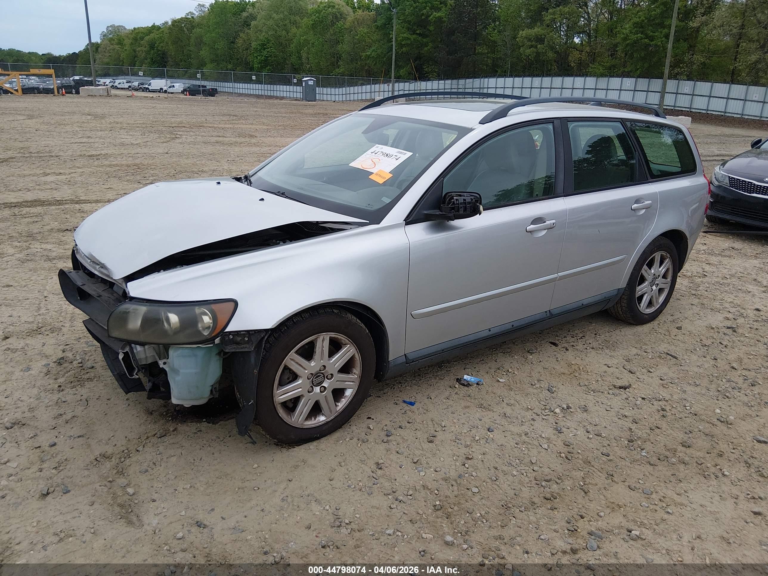 2006 Volvo V50 2.4i Silver vin: YV1MW382862159962