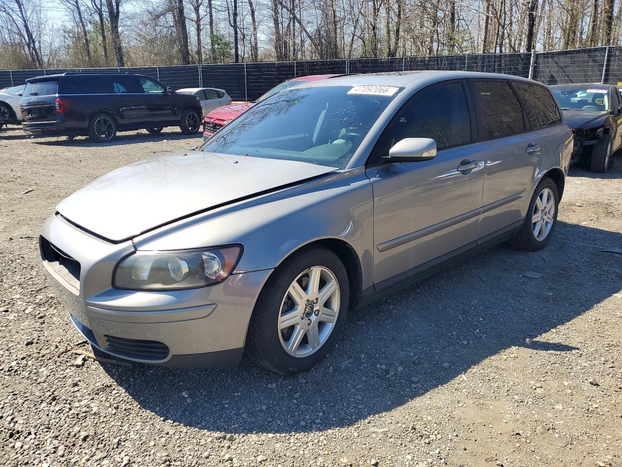 2005 Volvo V50 2.4i Silver vin: YV1MW382952077768